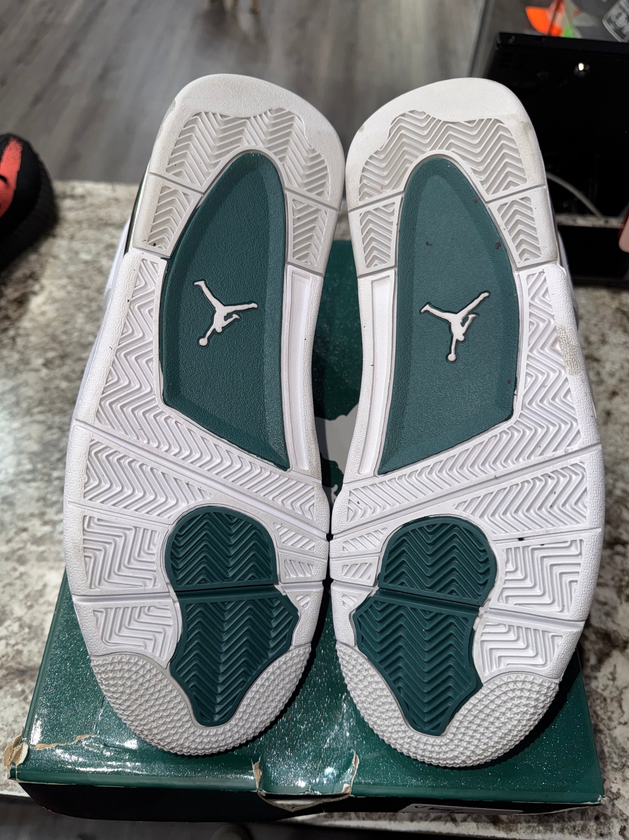 Jordan 4 Retro Oxidized Green