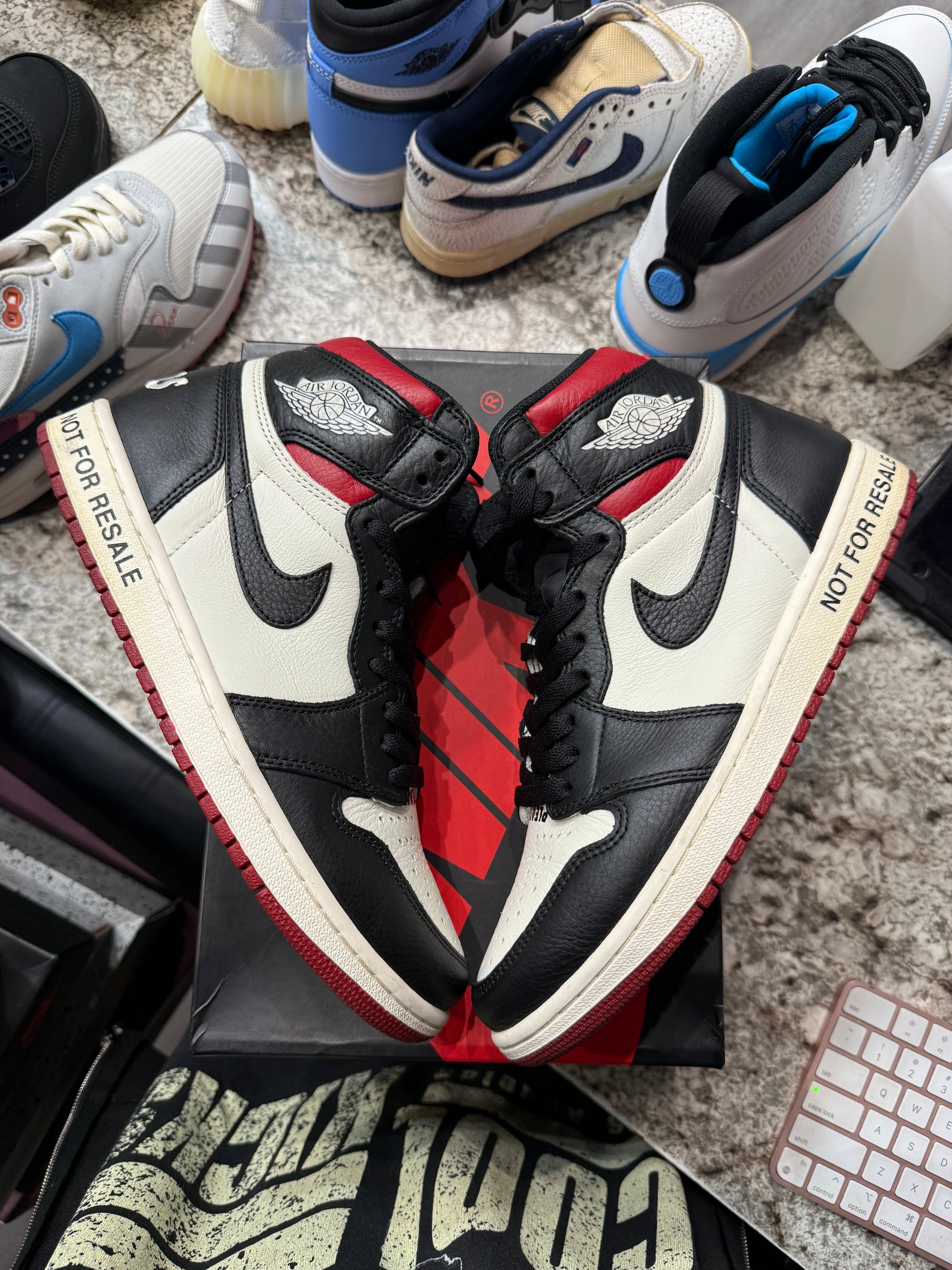 Jordan 1 Retro High Not for Resale Varsity Red