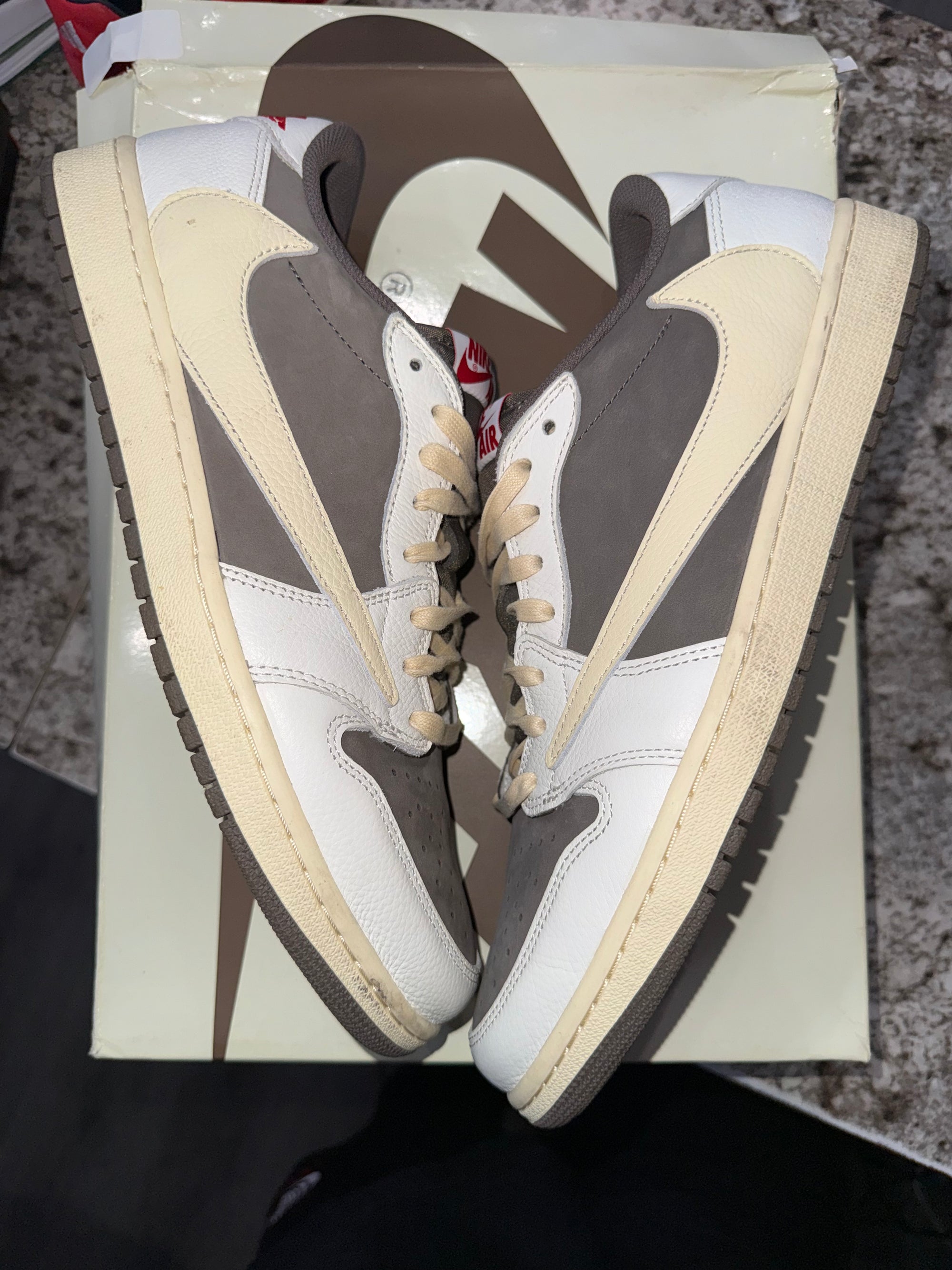 Jordan 1 Retro Low OG SP Travis Scott Reverse Mocha