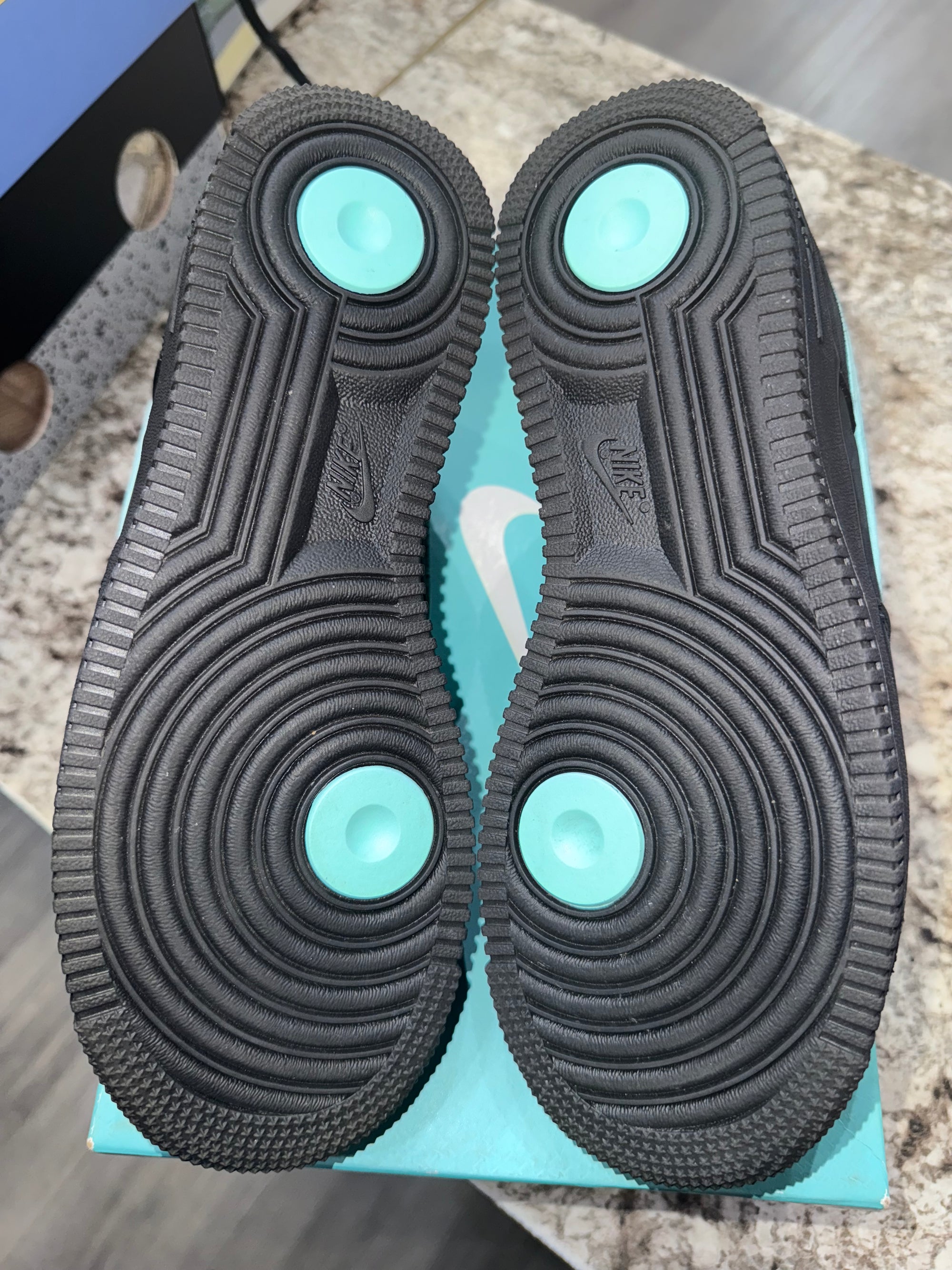 Nike Air Force 1 Low Tiffany & Co. 1837