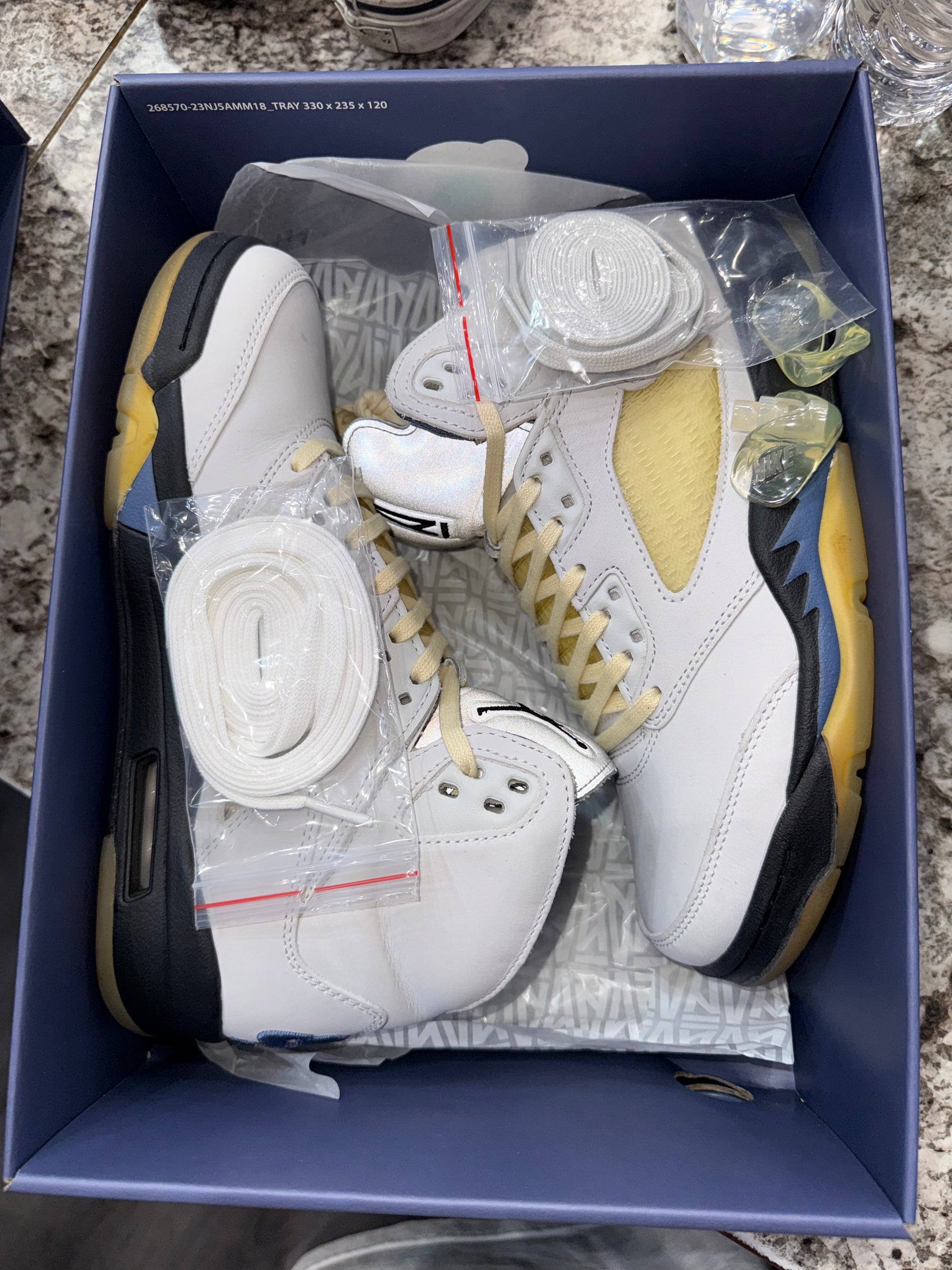 Jordan 5 Retro A Ma Maniére Dawn (Women's)