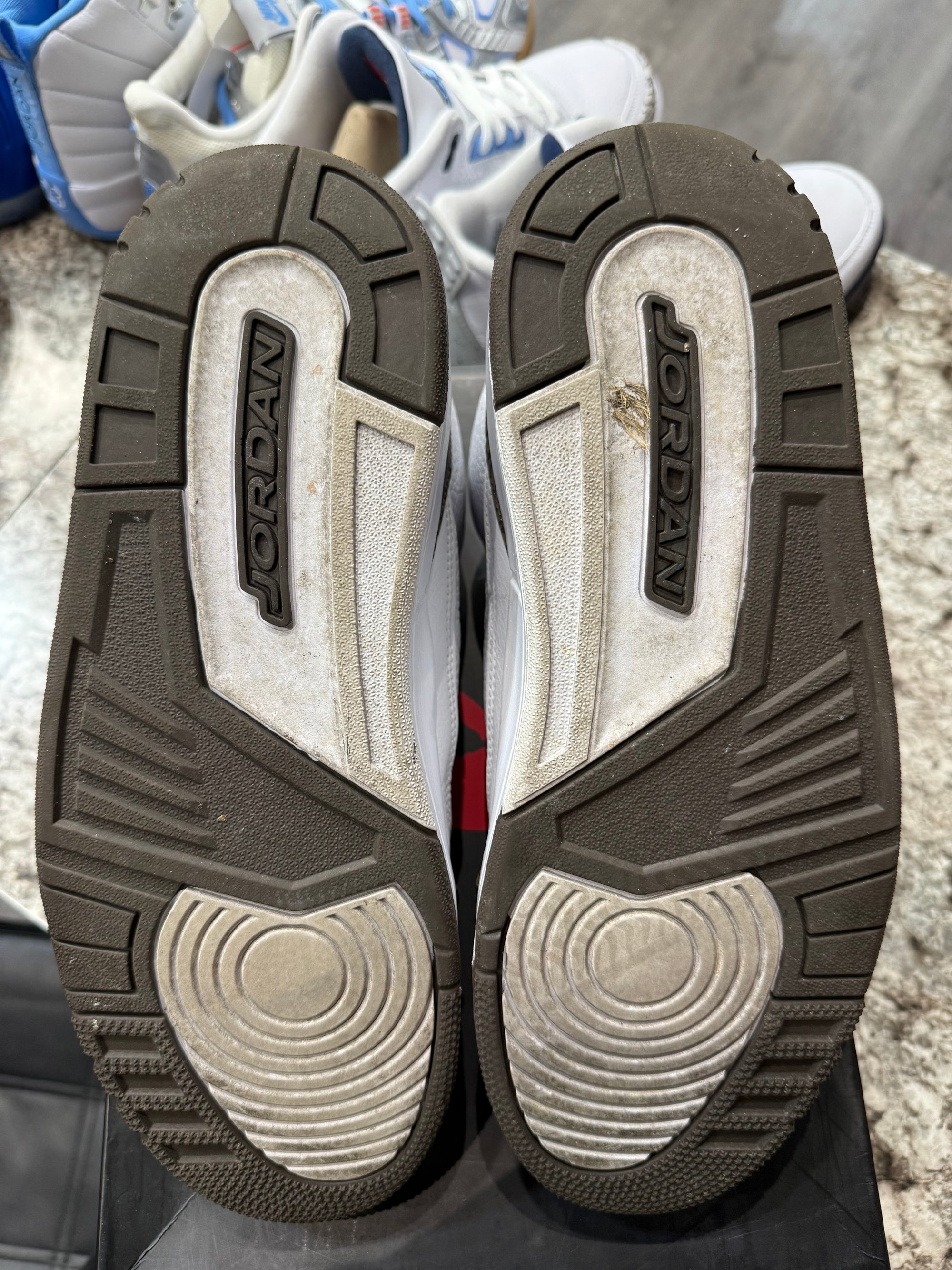 Jordan 3 Retro Mocha (2018)