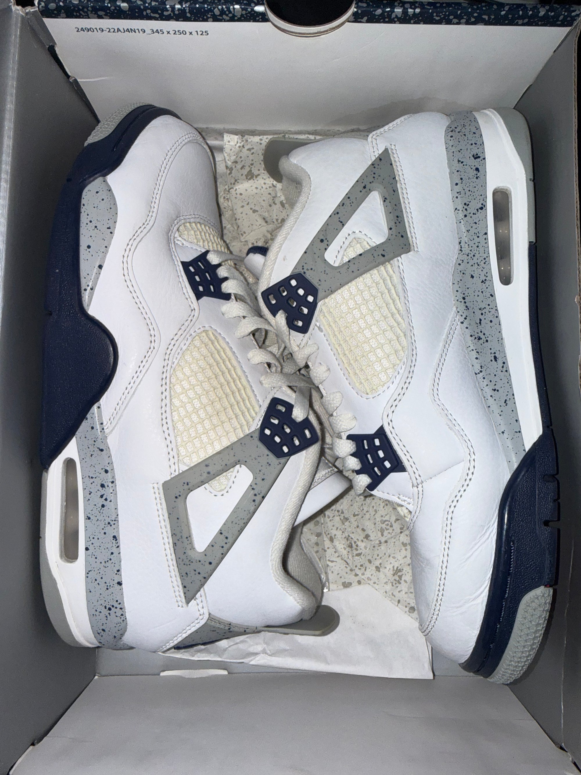 Jordan 4 Retro Midnight Navy