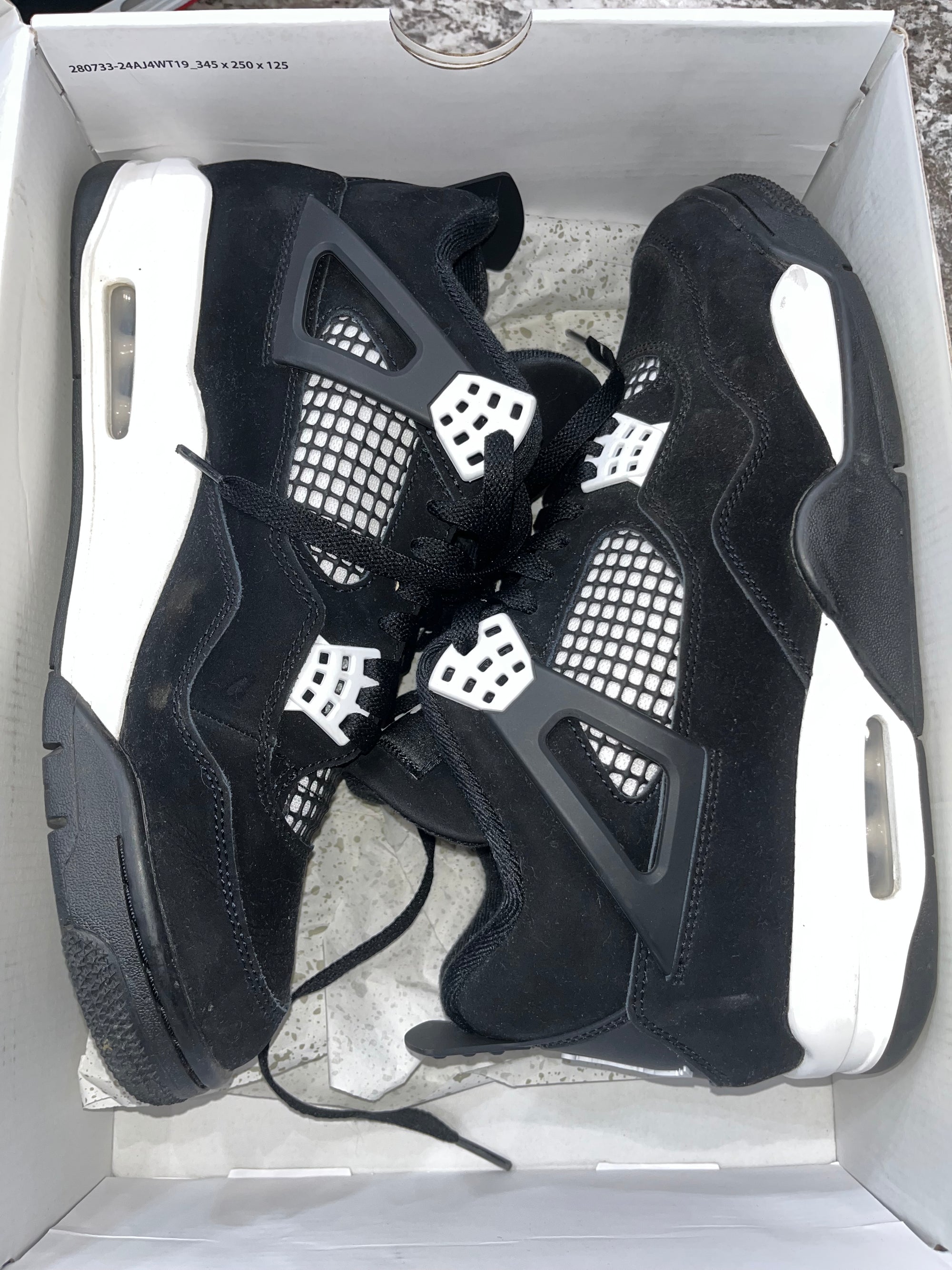 Jordan 4 Retro White Thunder