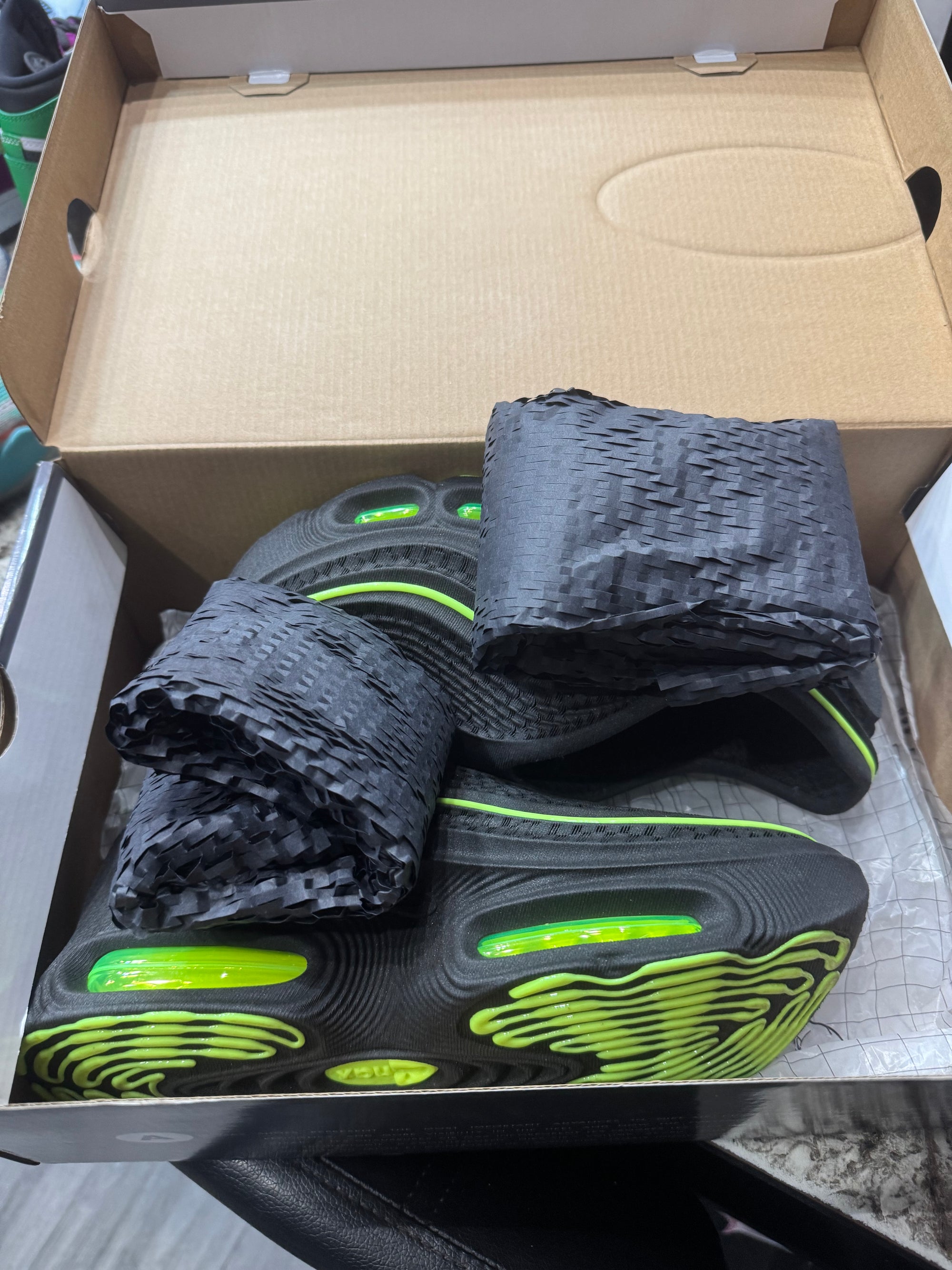 Nike Air Max 95000 Black Volt