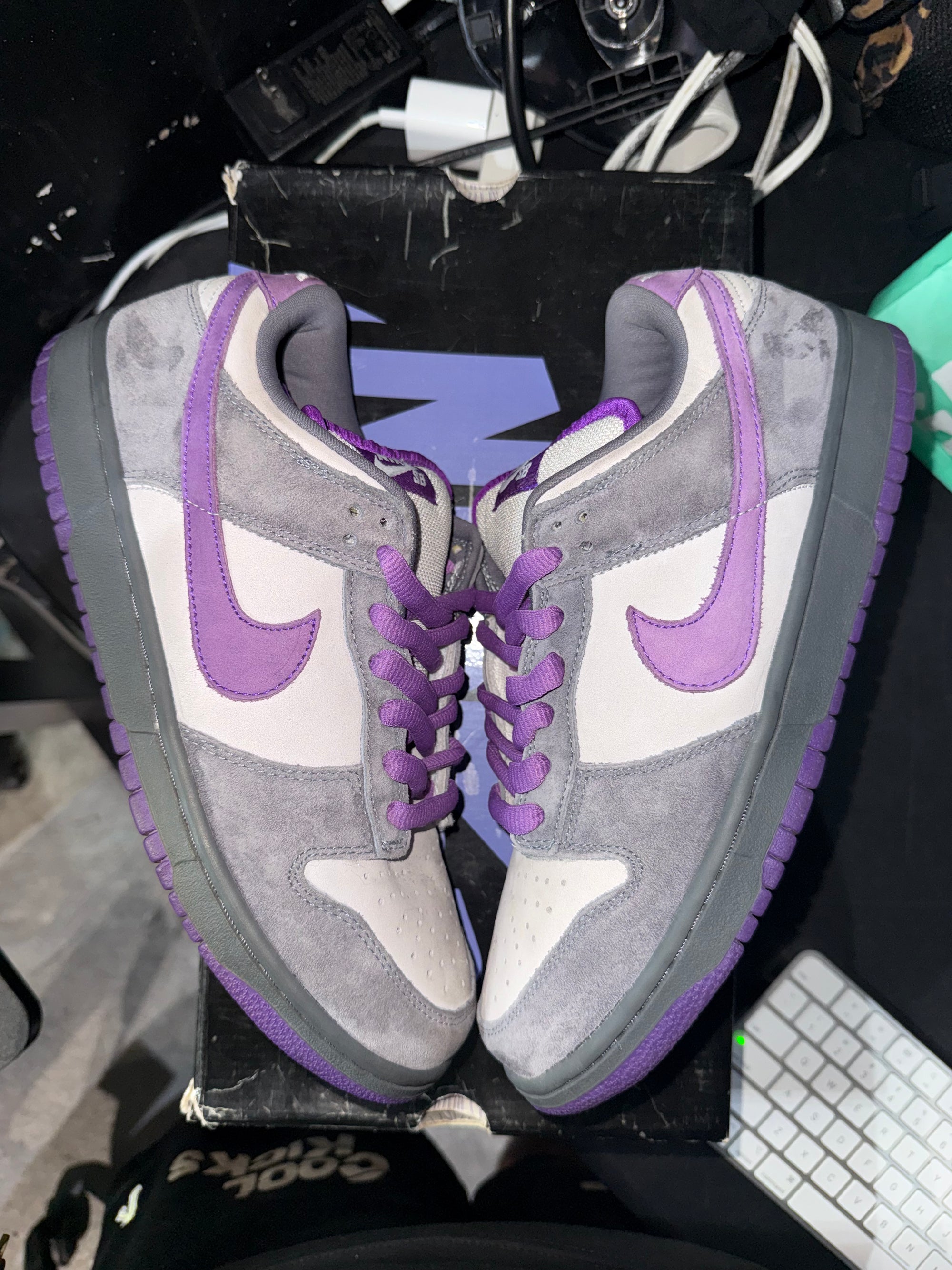 Nike SB Dunk Low Purple Pigeon (DAMAGED BOX)