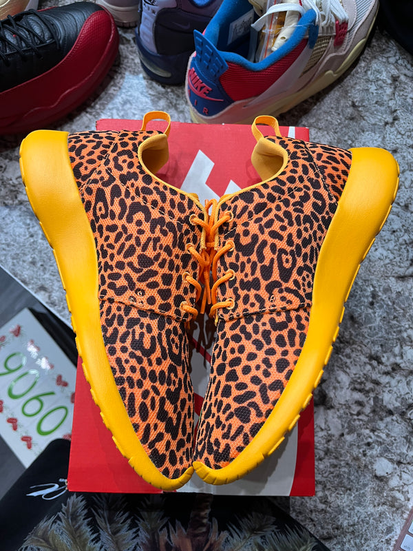 Nike Roshe Run Orange Leopard