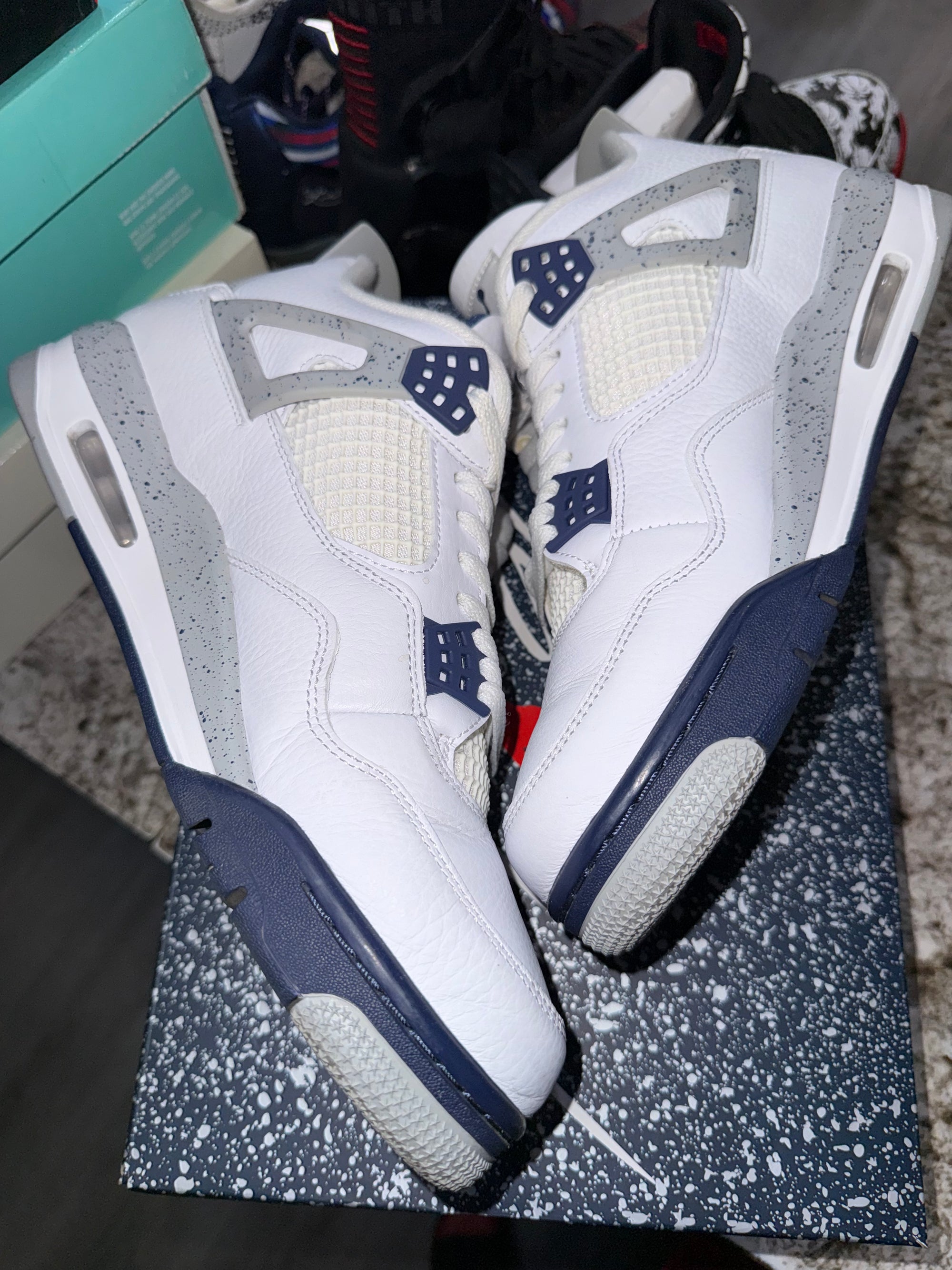 Jordan 4 Retro Midnight Navy