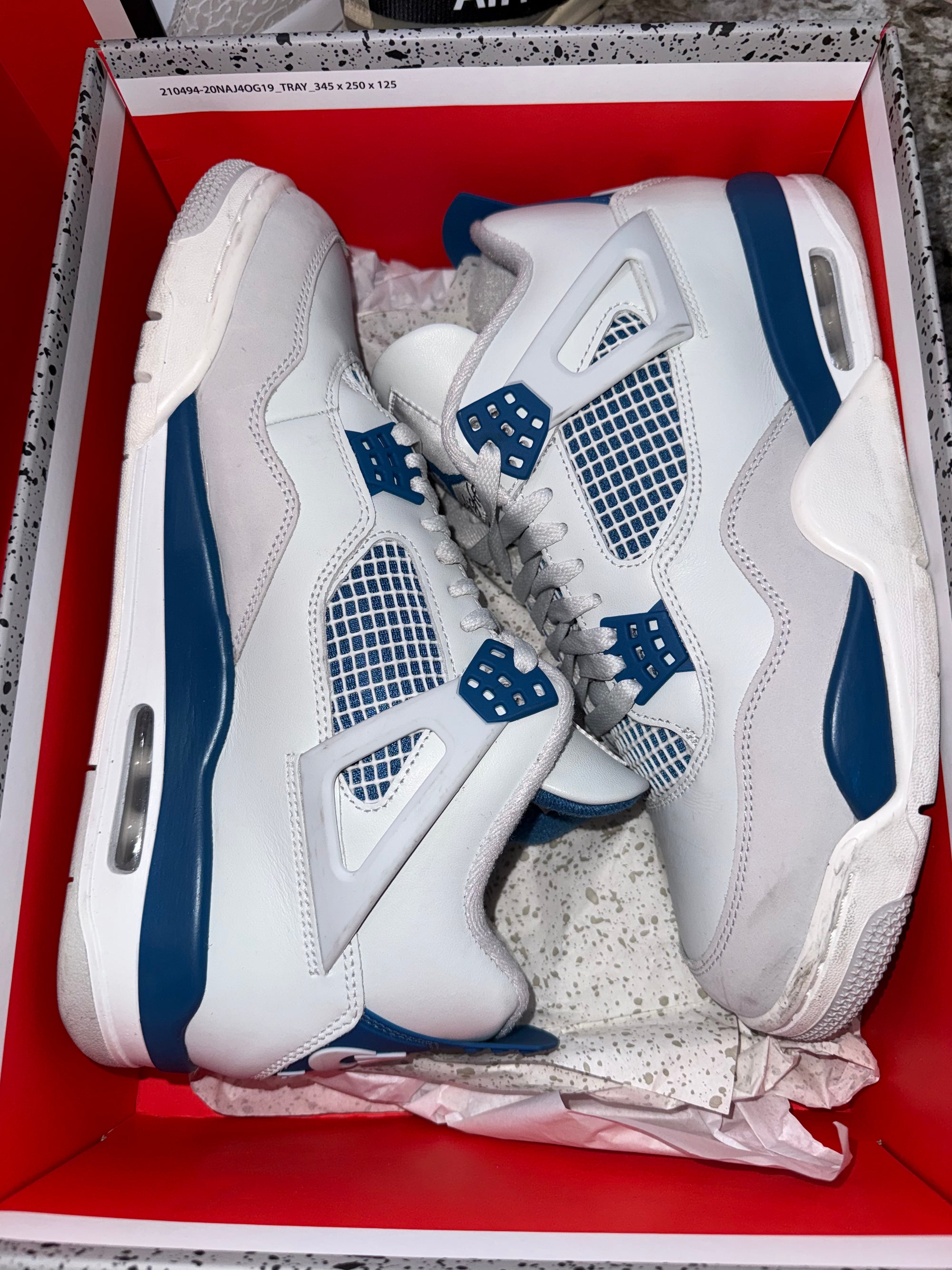 Jordan 4 Retro Military Blue (2024)