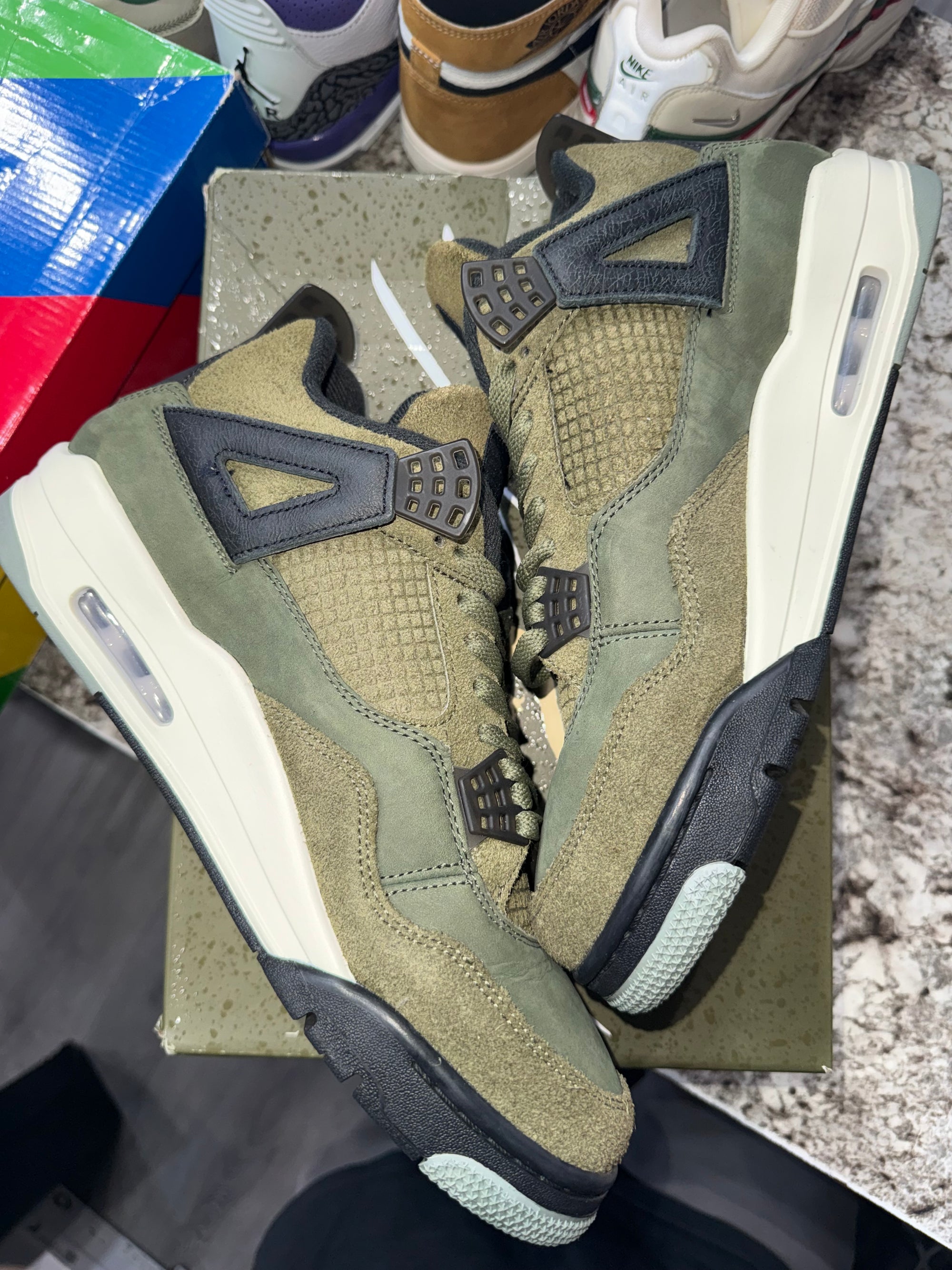 Jordan 4 Retro SE Craft Medium Olive