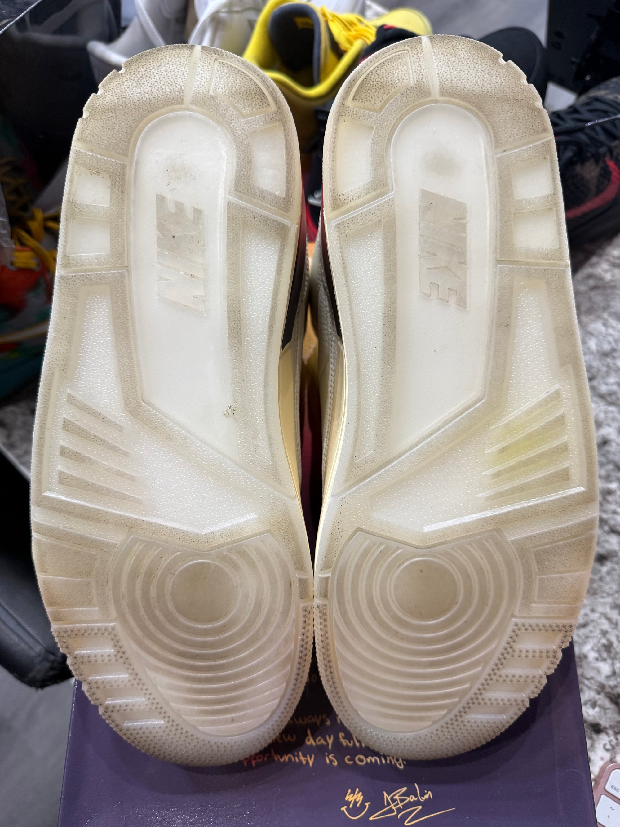 Jordan 3 Retro SP J Balvin Medellín Sunset