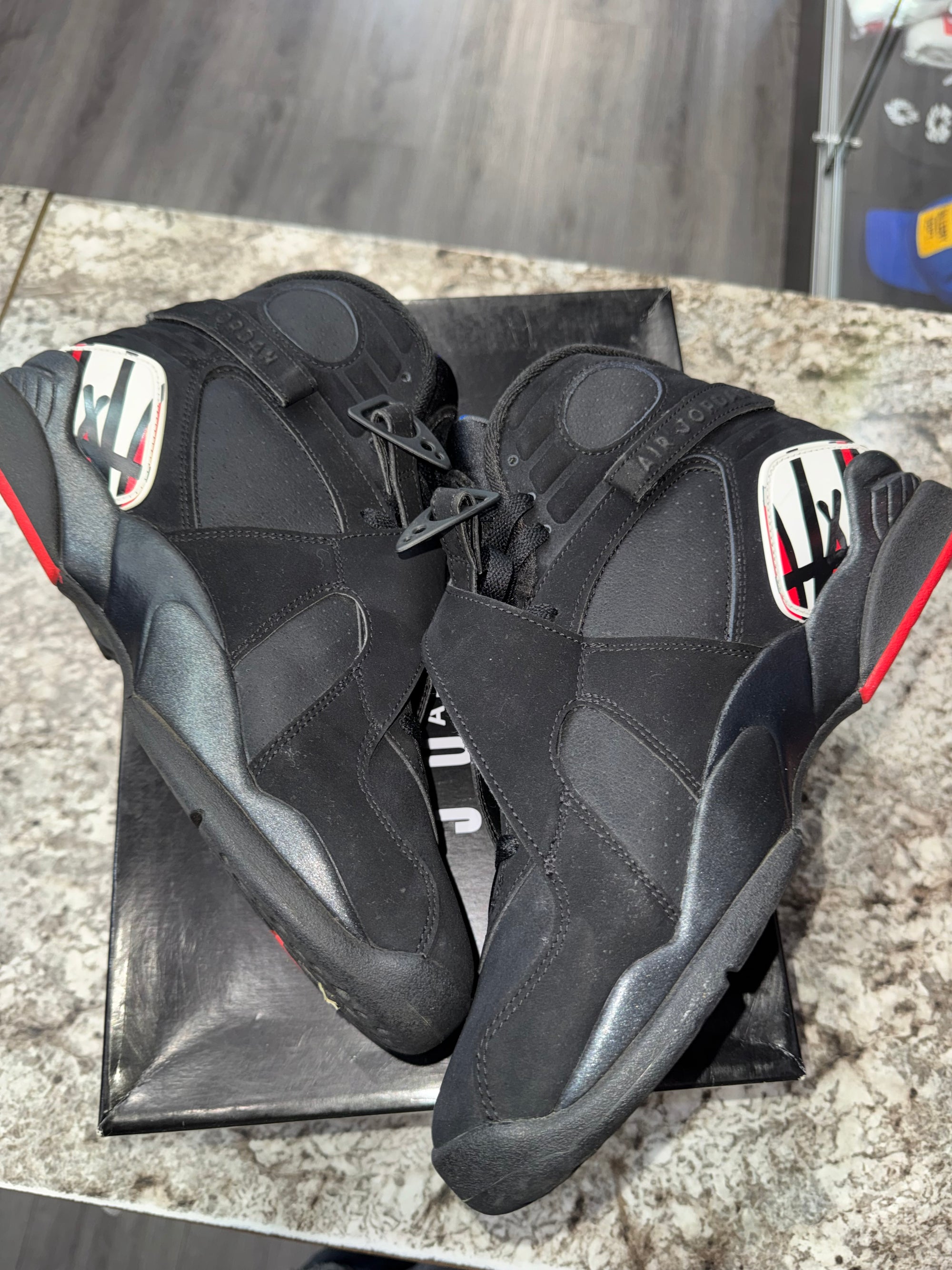 Jordan 8 Retro Playoffs (2023)