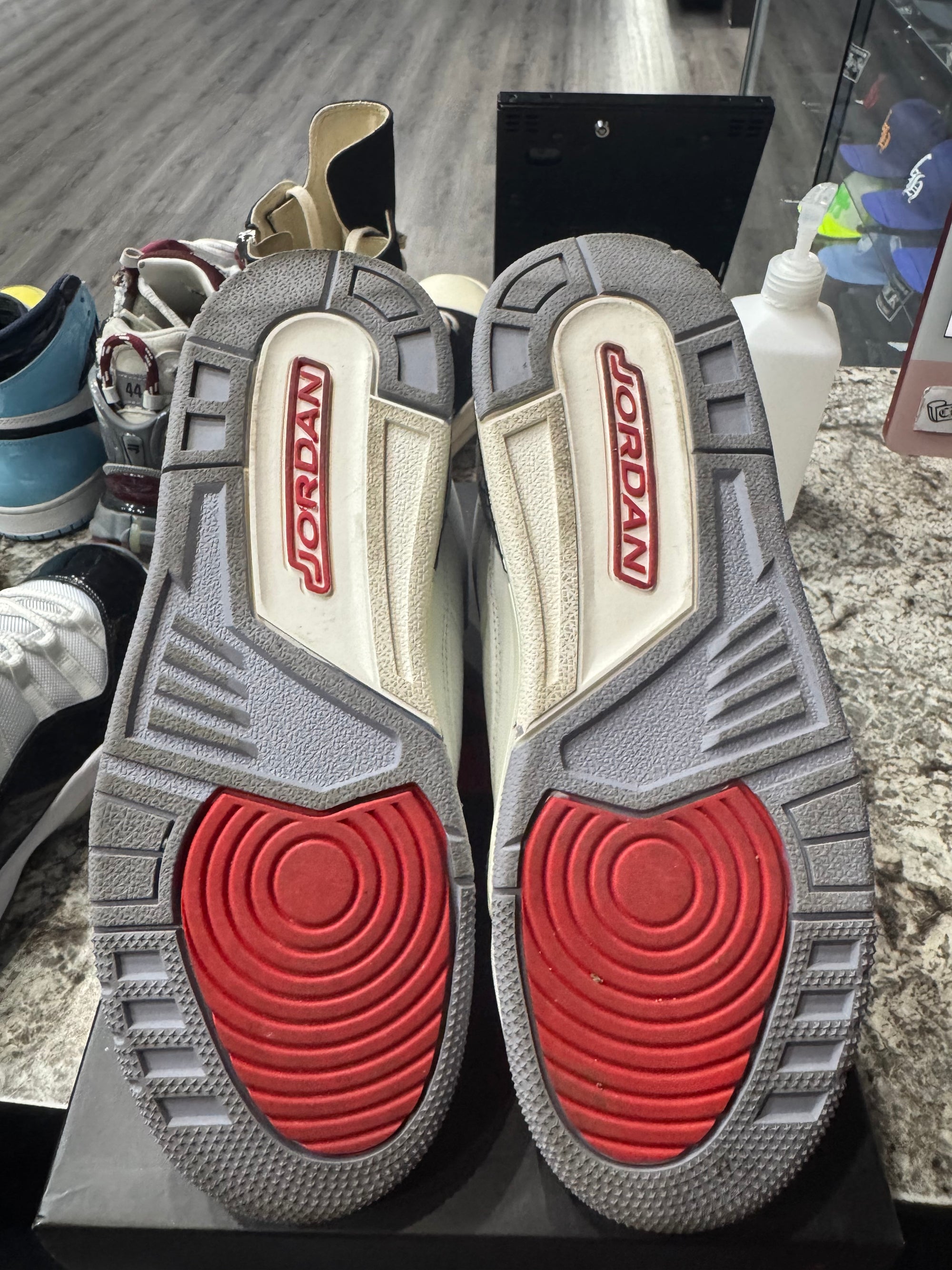 Jordan 3 Retro White Cement Reimagined (GS) (Damaged Box)