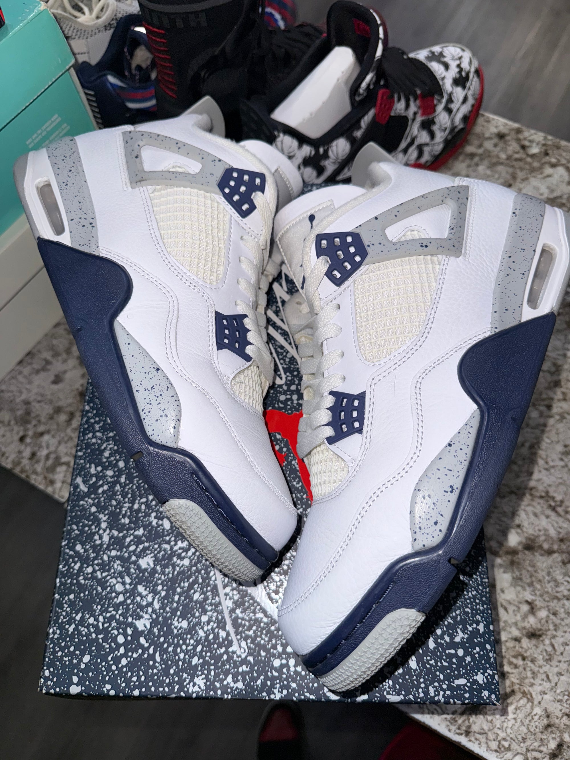 Jordan 4 Retro Midnight Navy