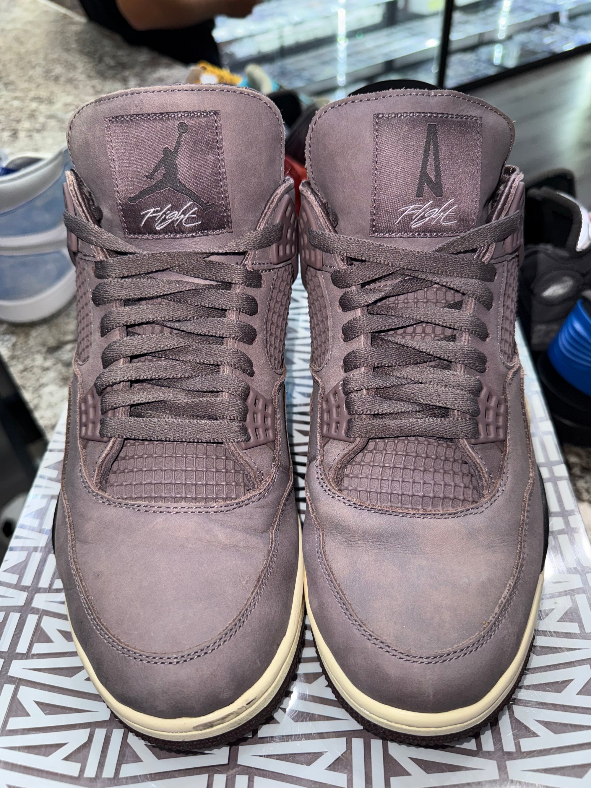 Jordan 4 Retro SP A Ma Maniére Violet Ore