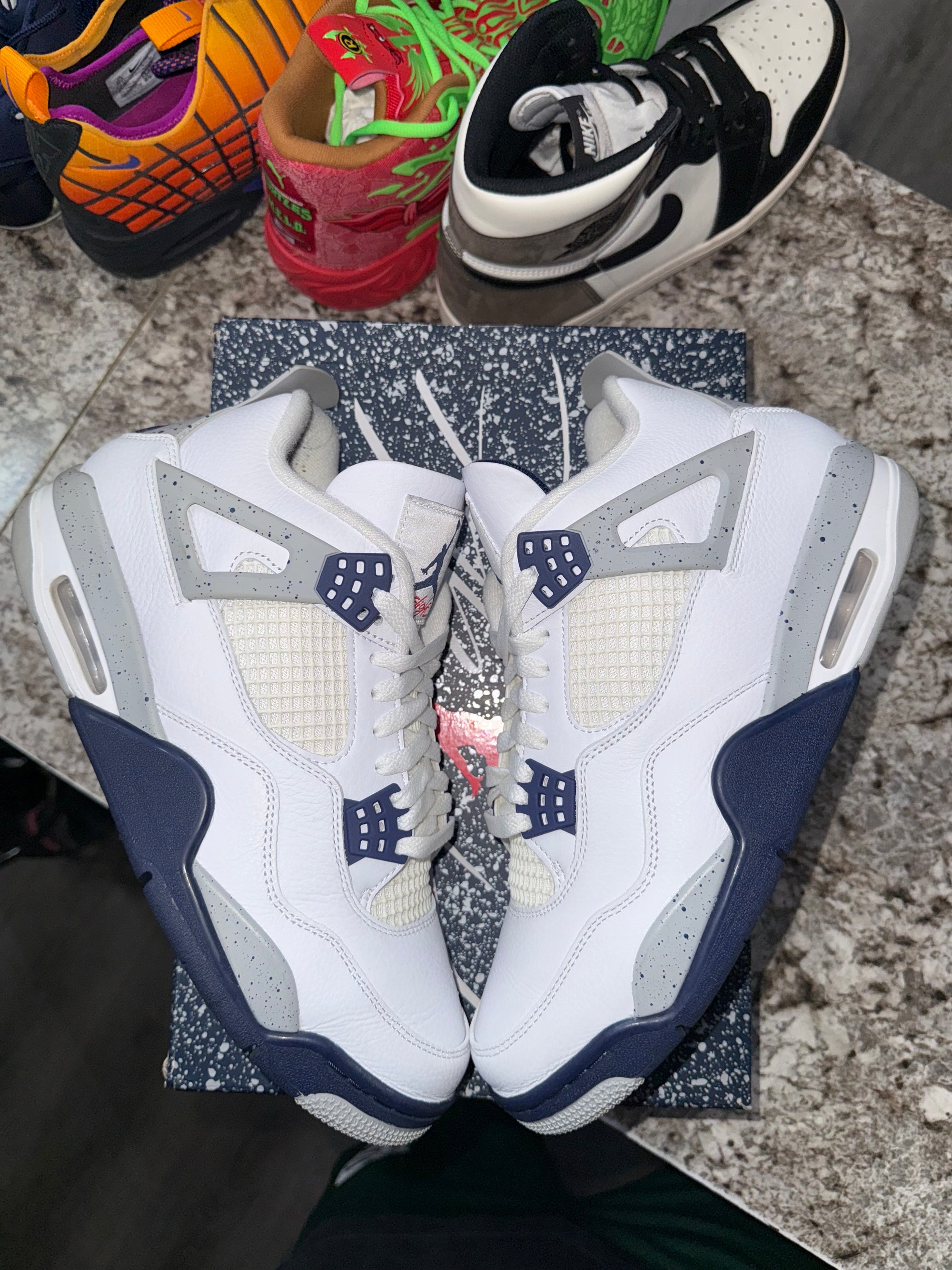 Jordan 4 Retro Midnight Navy