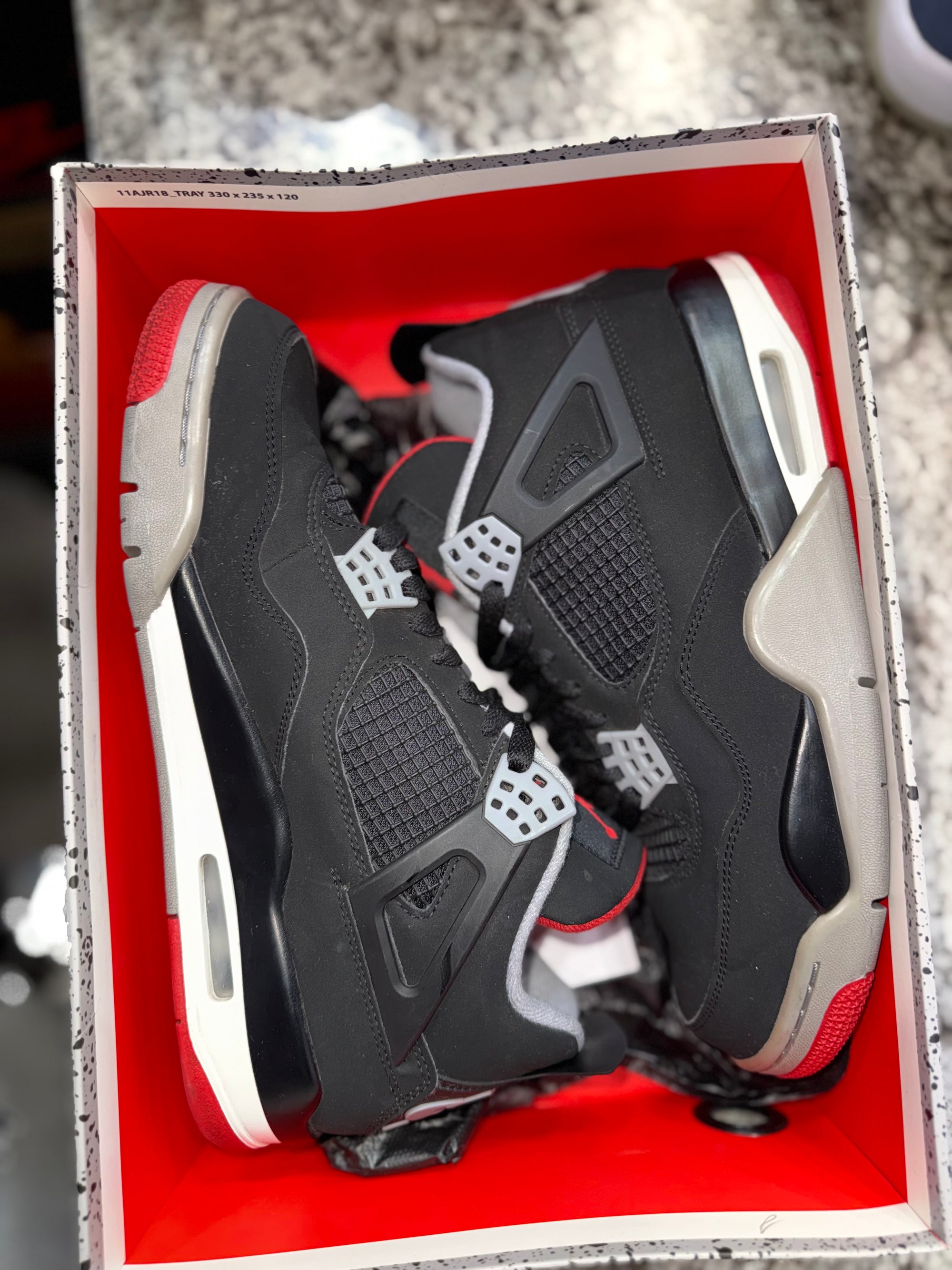 Jordan 4 Retro Bred (2019)