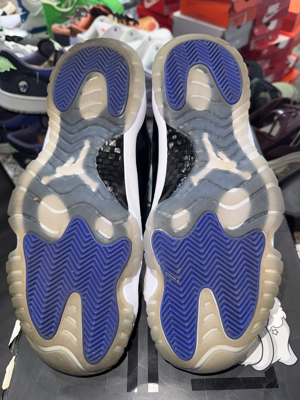 Jordan 11 Retro Space Jam (2016)