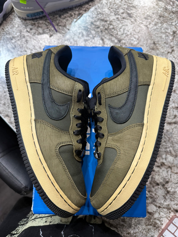 Nike Air Force 1 Low SP Undefeated Ballistic Dunk vs. AF1