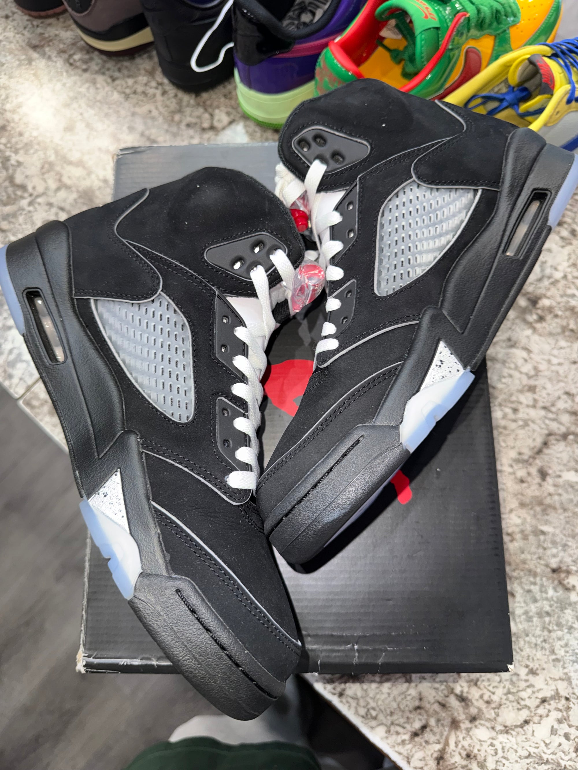 Jordan 5 Retro OG Black Metallic Reimagined (VNDS)