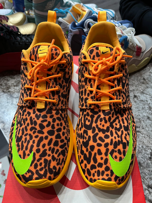 Nike Roshe Run Orange Leopard