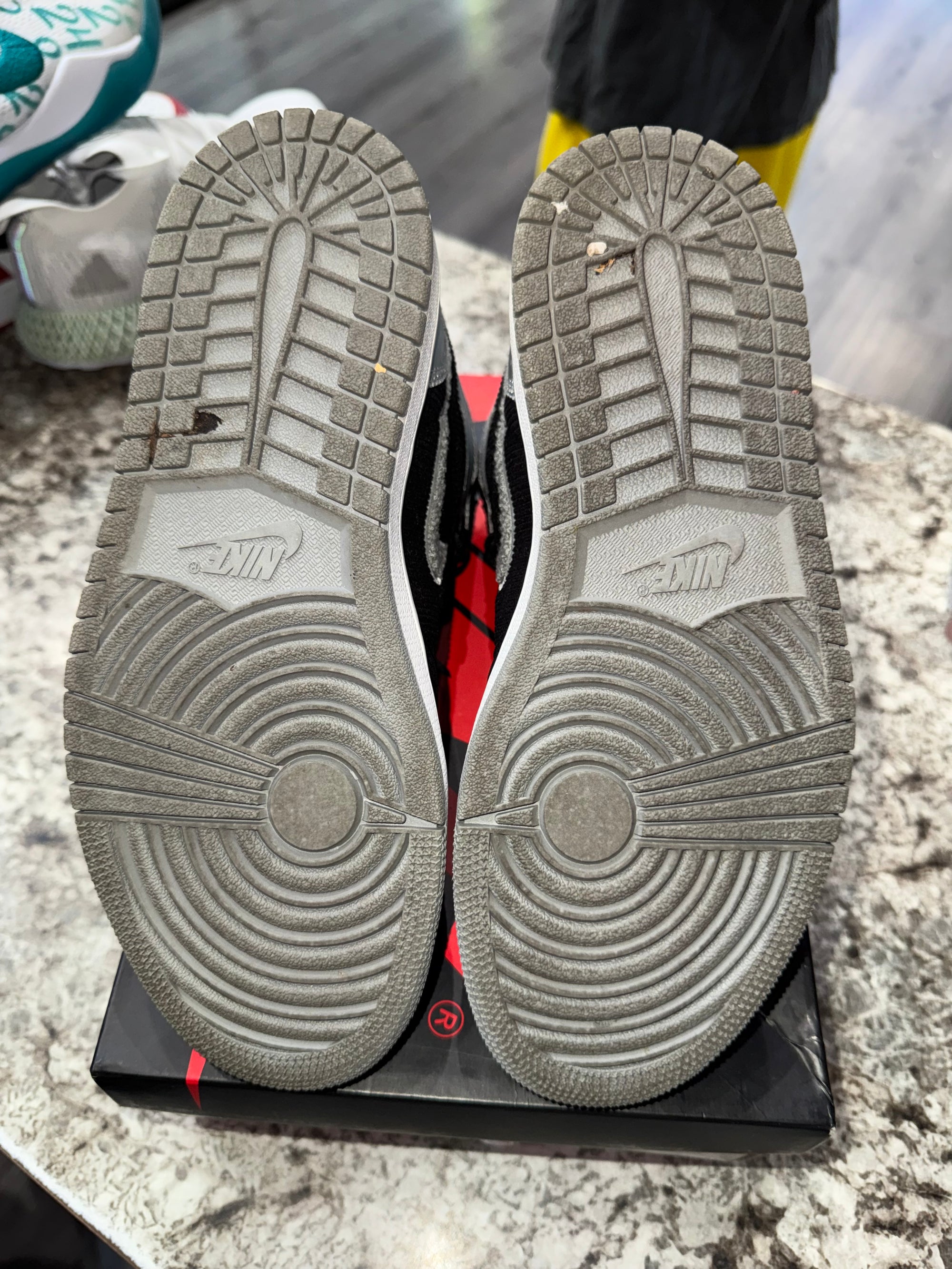 Jordan 1 Retro High Aleali May Shadow (sample)