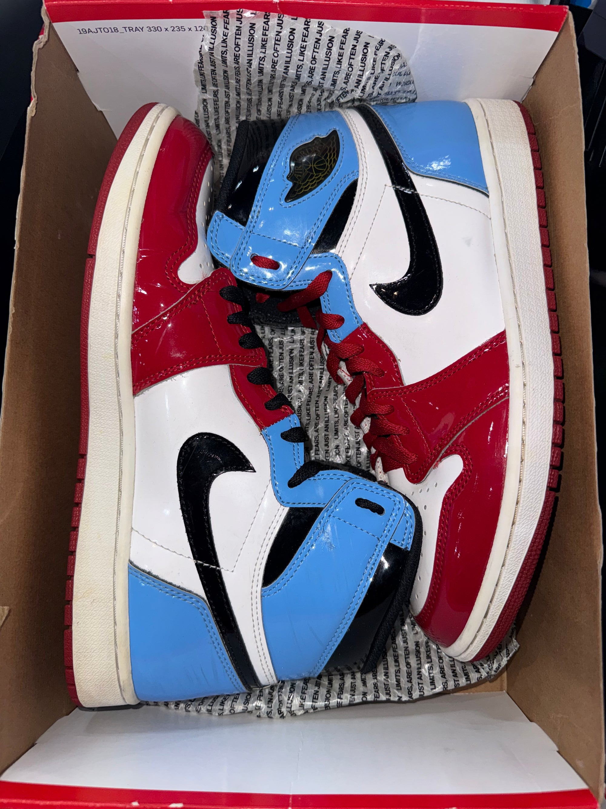 Jordan 1 Retro High Fearless UNC Chicago