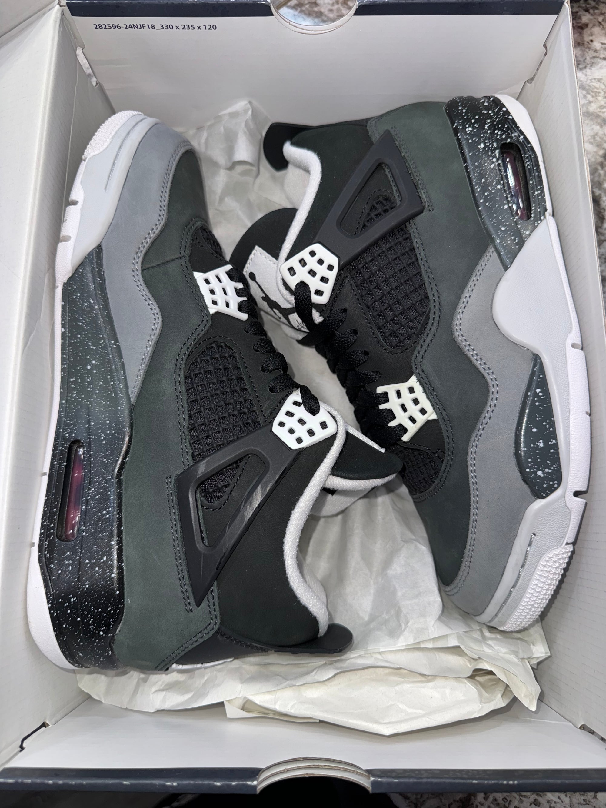 Jordan 4 Retro Fear (2024)
