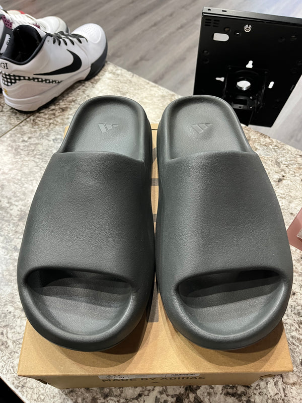adidas Yeezy Slide Dark Onyx