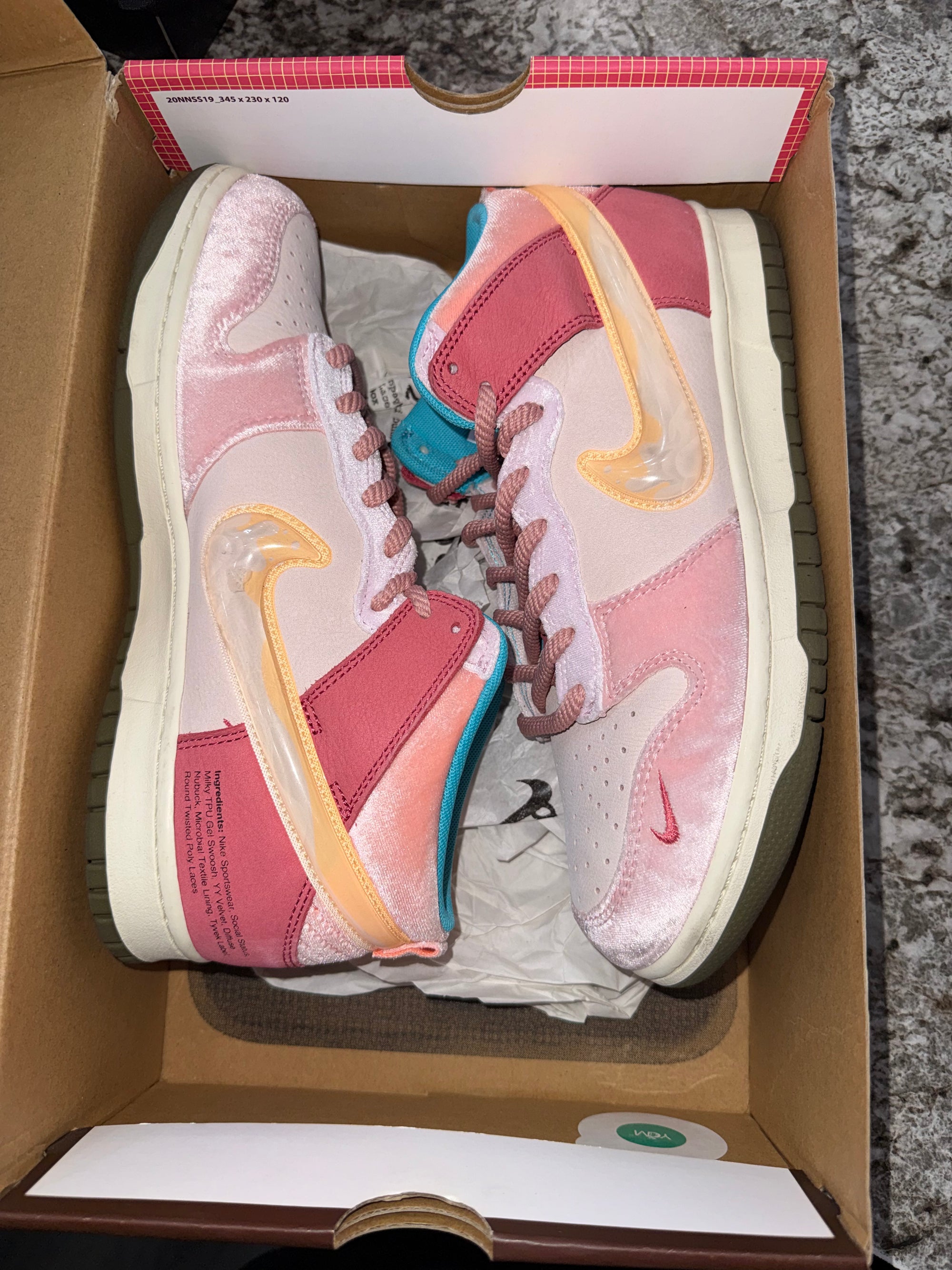 Nike Dunk Mid Social Status Free Lunch Strawberry Milk