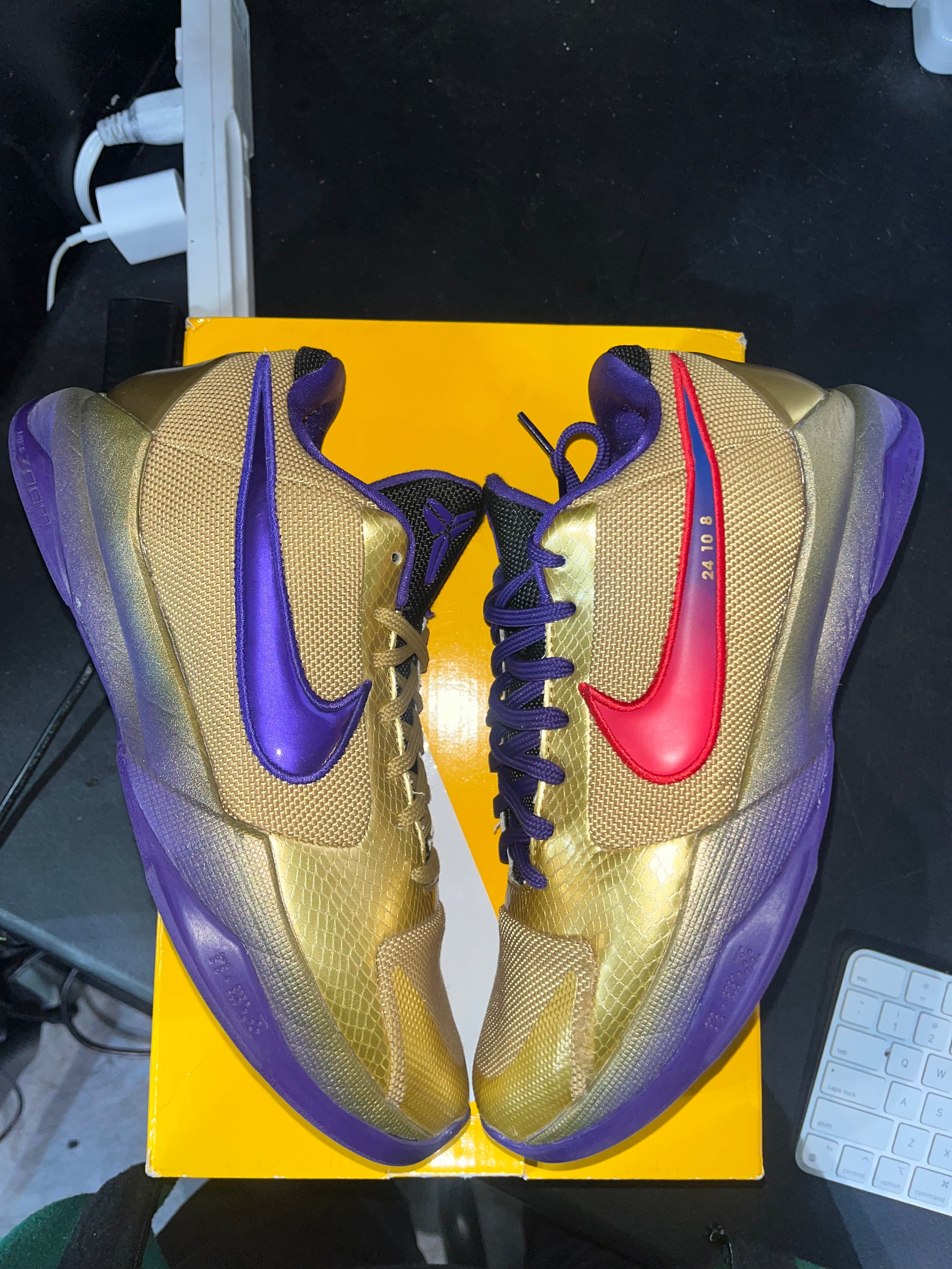 Nike Kobe 5 Protro Undefeated Hall of Fame