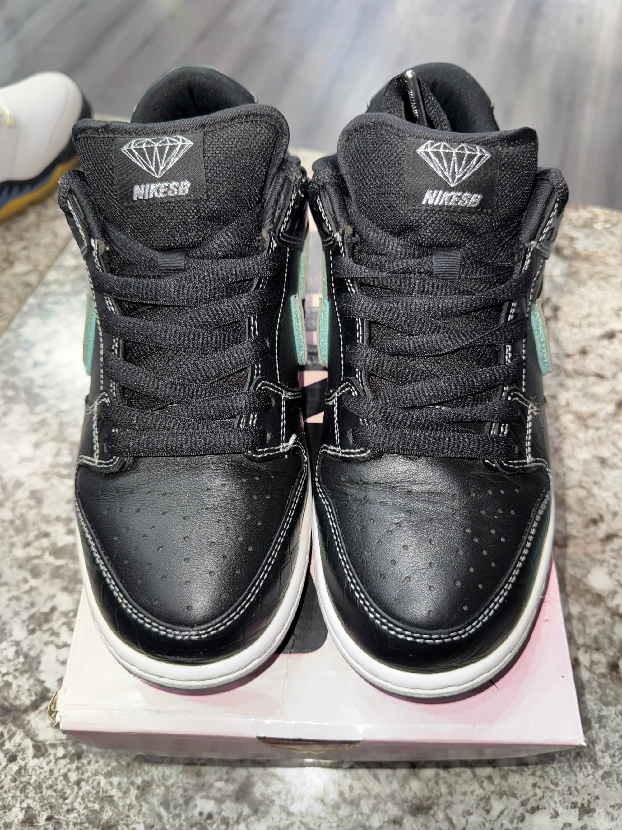 Nike SB Dunk Low Diamond Supply Co. Black Diamond