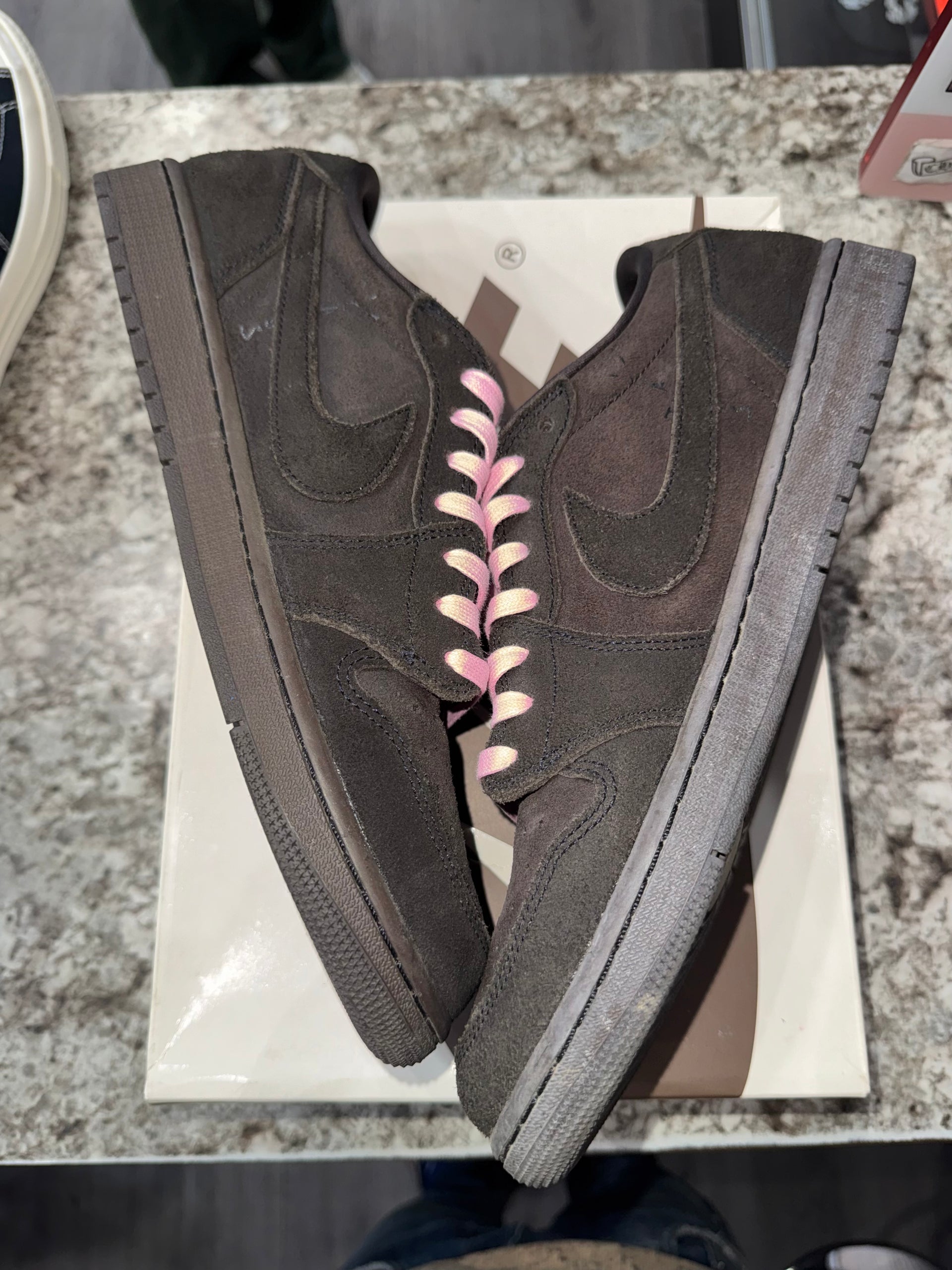 Jordan 1 Retro Low OG SP Travis Scott Velvet Brown