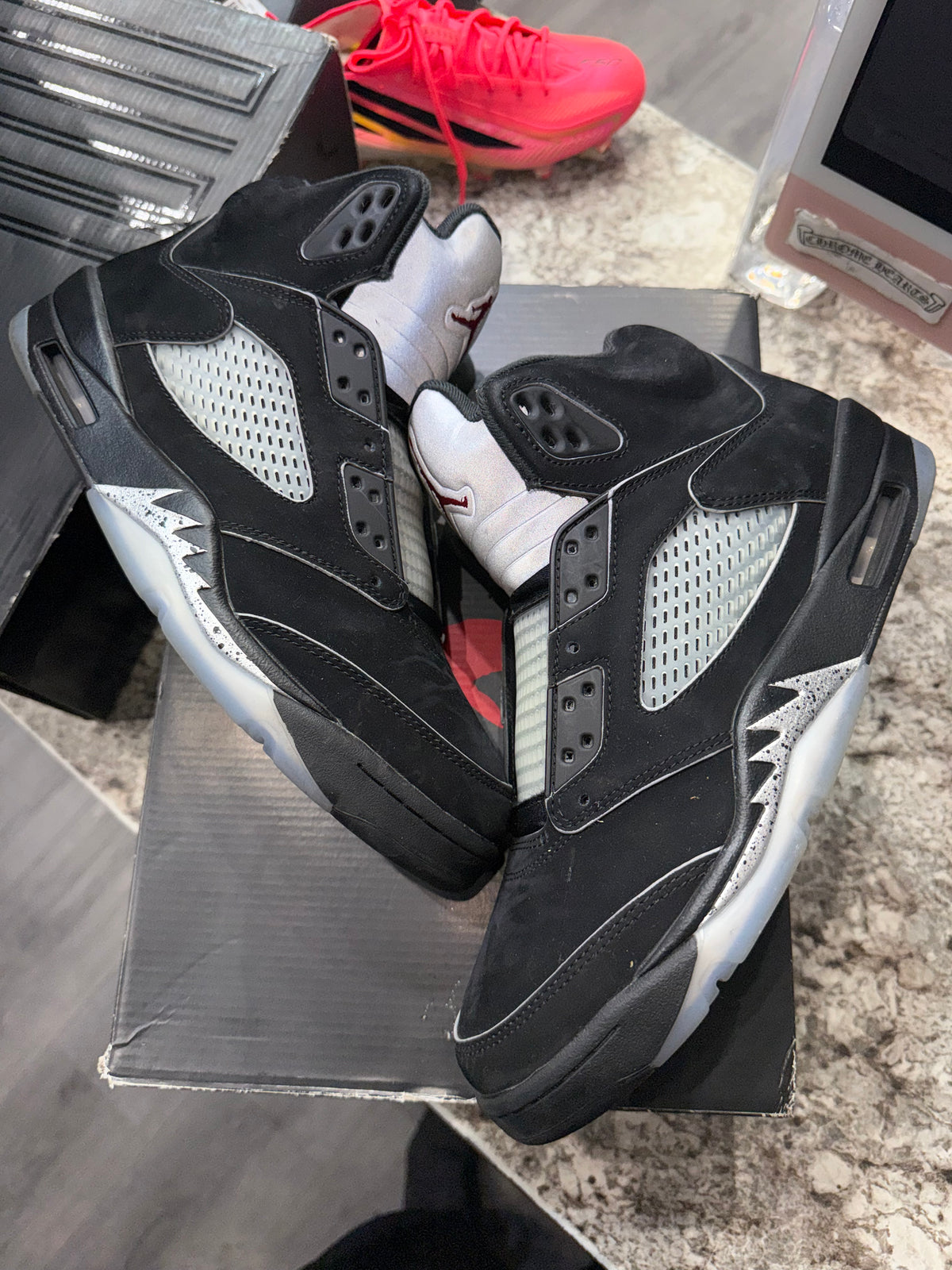 Jordan 5 Retro OG Black Metallic Reimagined