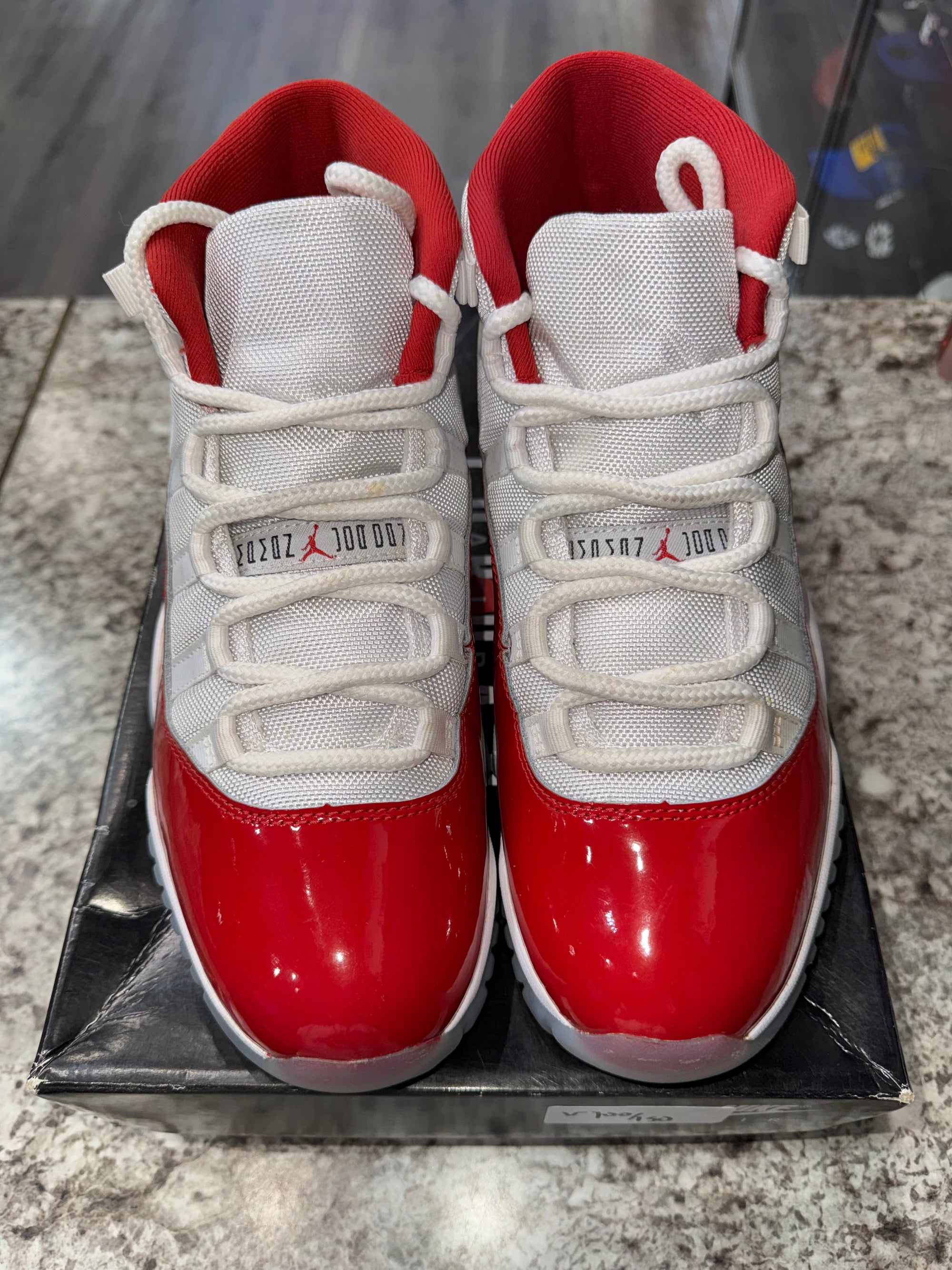 Jordan 11 Retro Cherry (2022)