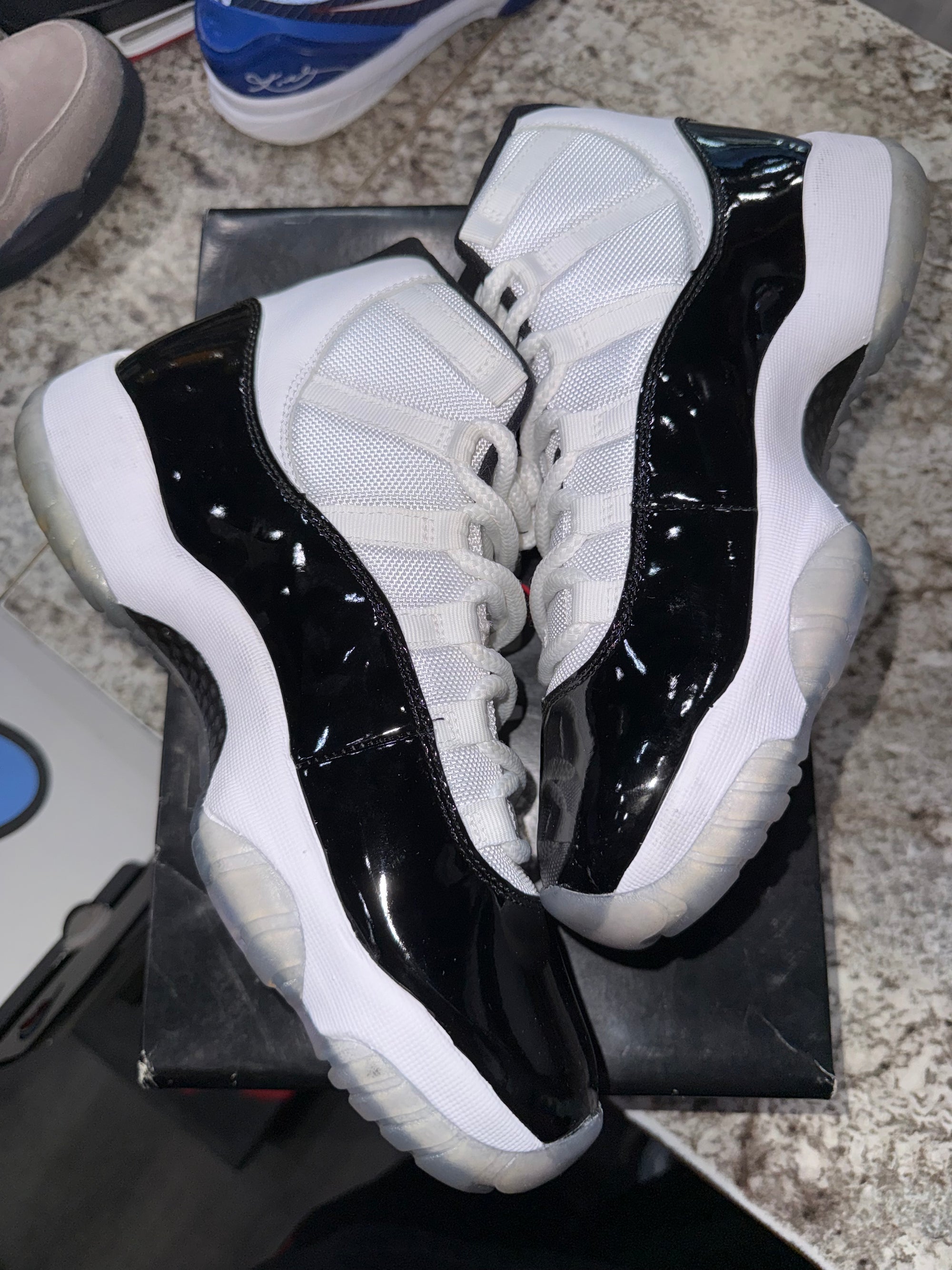 Jordan 11 Retro Concord (2018)