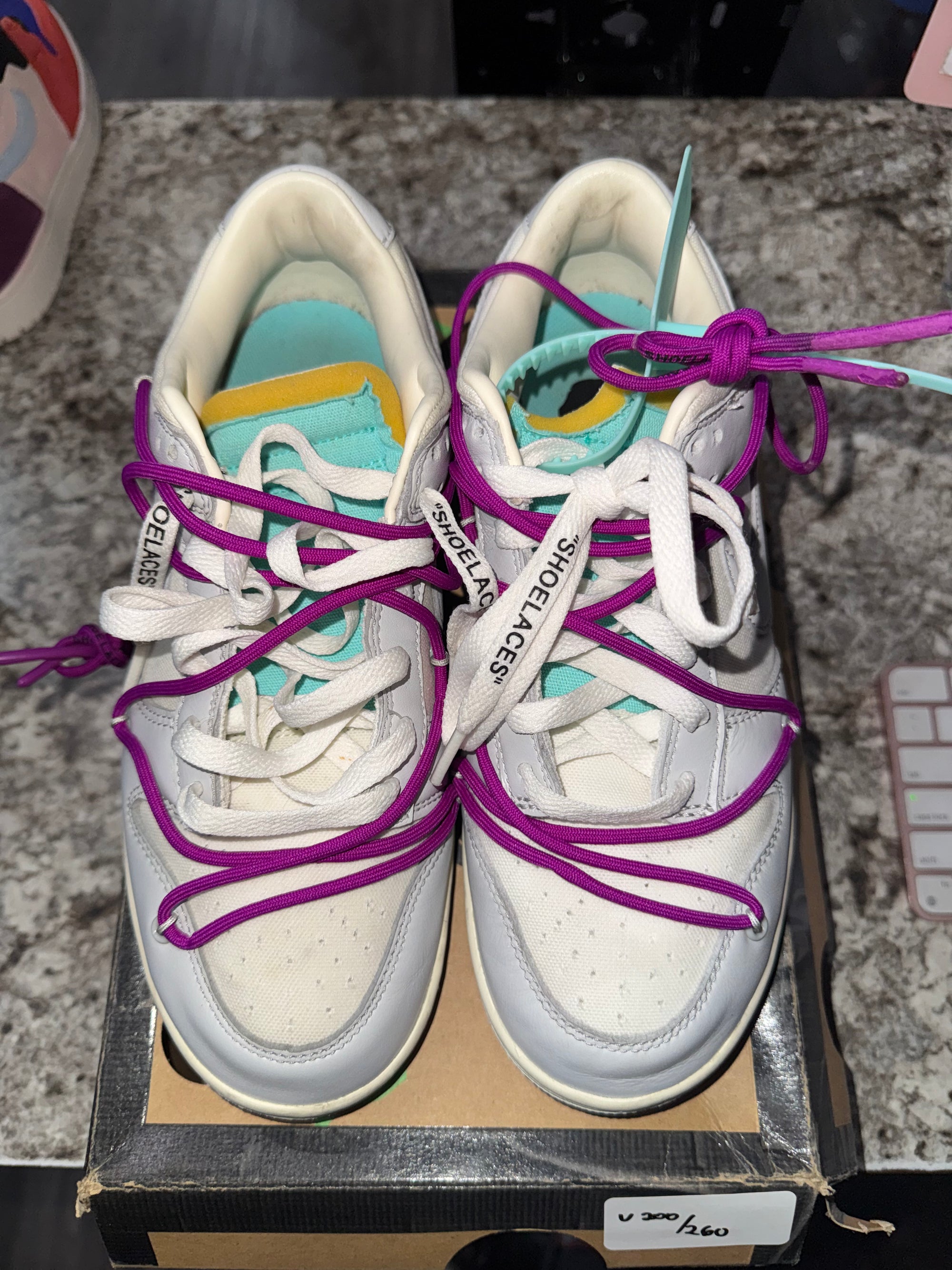 Nike Dunk Low Off-White Lot 21 (DAMAGED BOX)