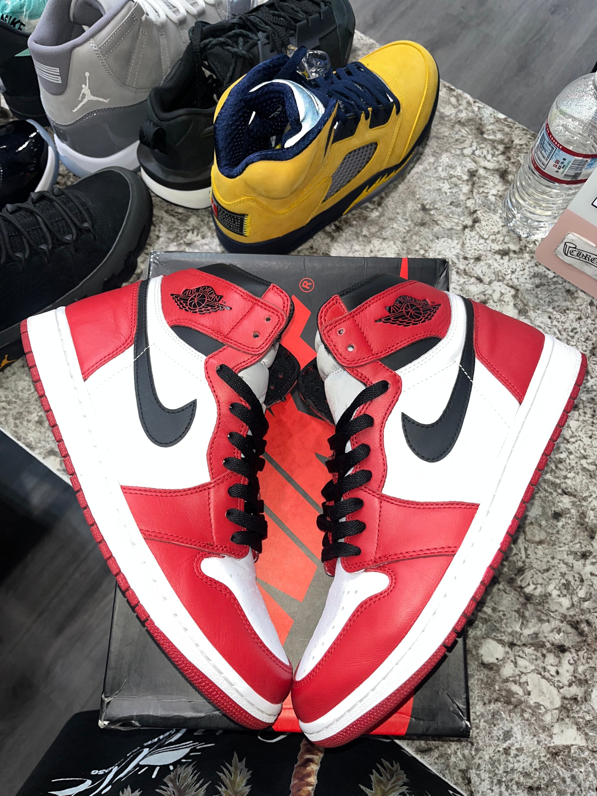 Jordan 1 Retro Chicago (2015)