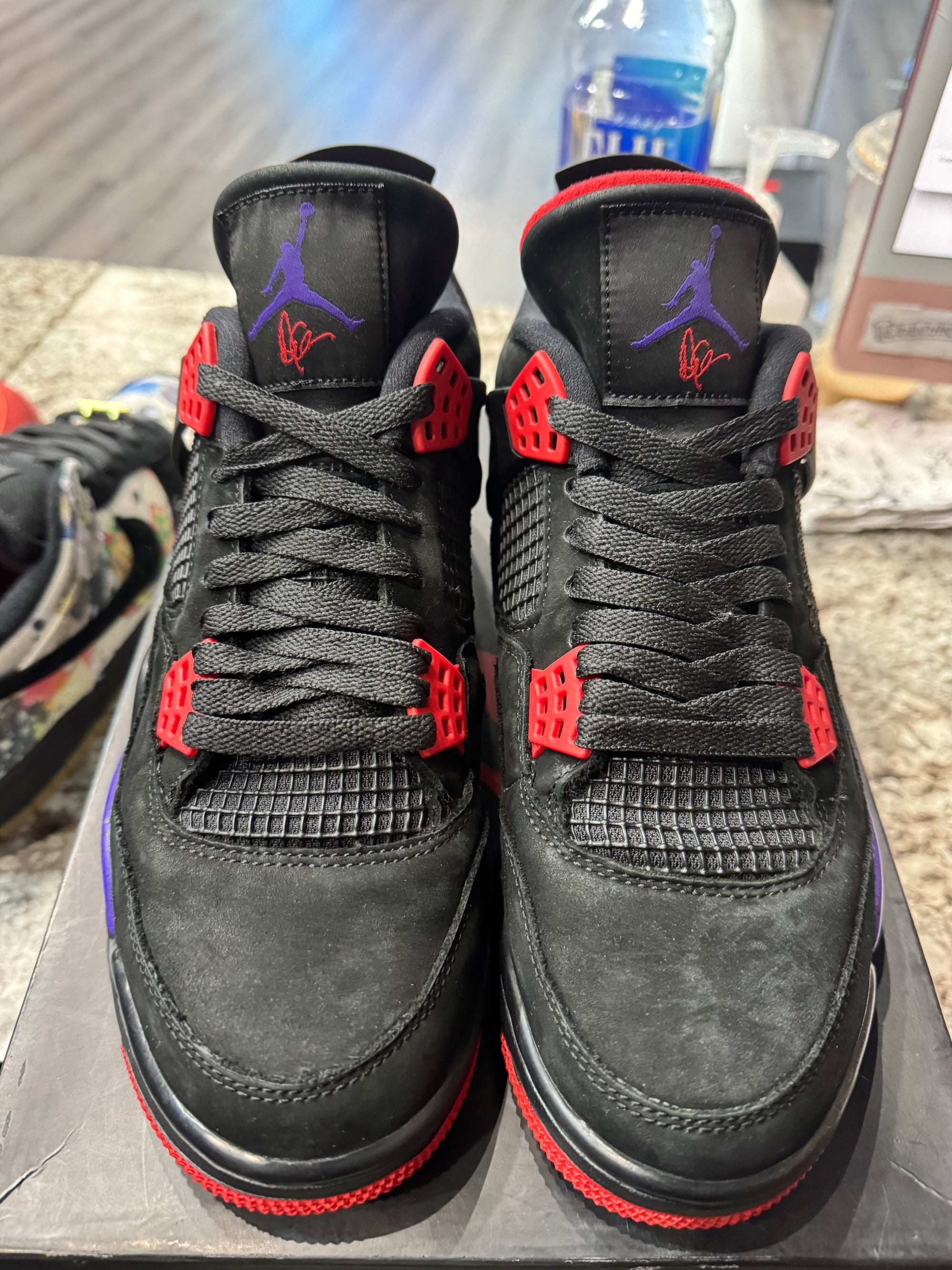 Jordan 4 Retro Raptors Drake OVO (2019)