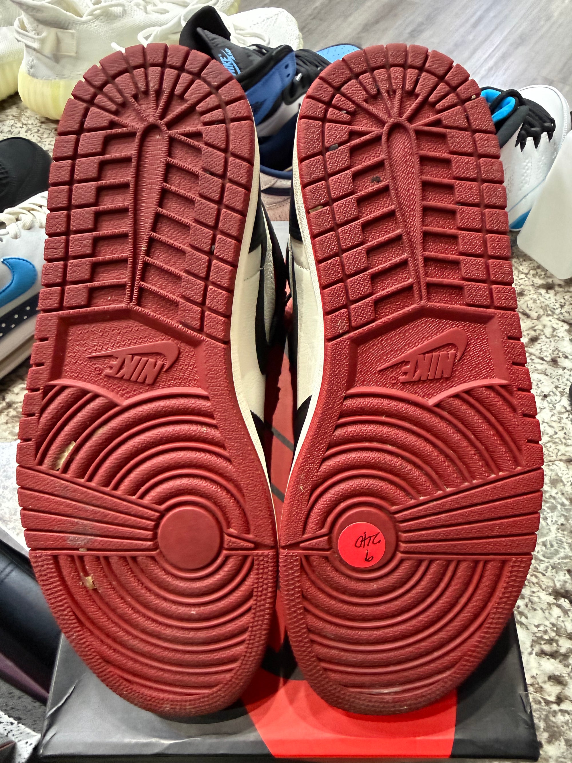 Jordan 1 Retro High Not for Resale Varsity Red