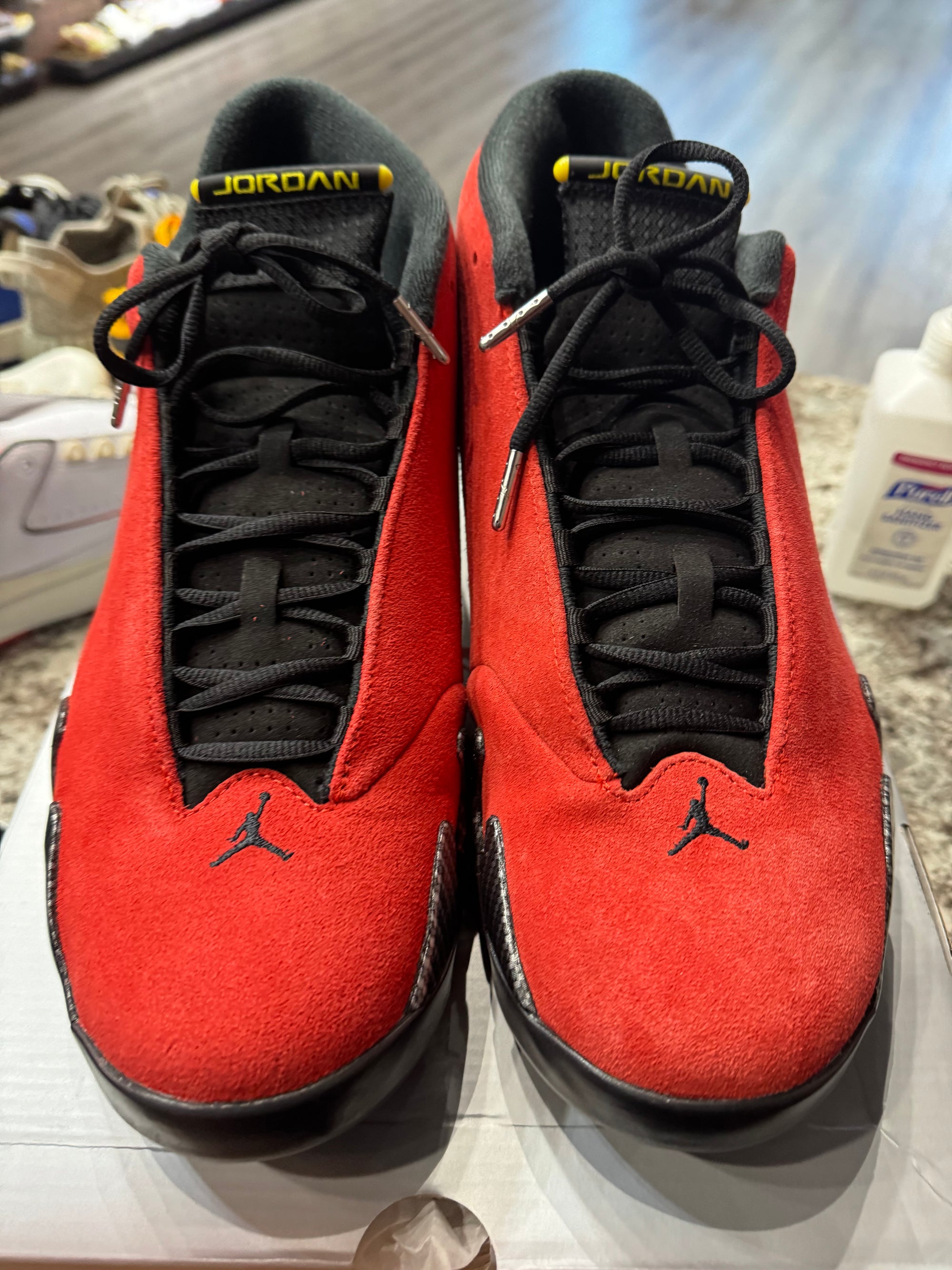 Ferrari Jordan Shoes 14 Retro Jordan 14 Retro Ferrari (2025