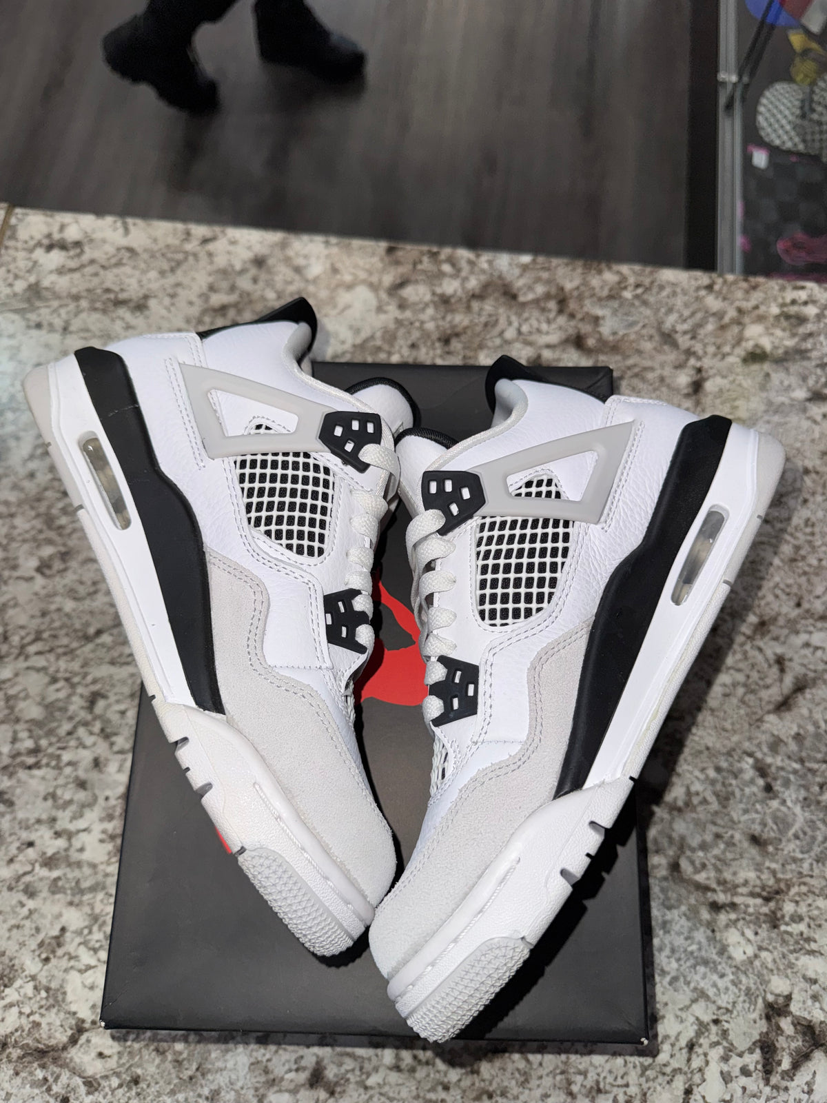Jordan 4 Retro Military Black (GS)