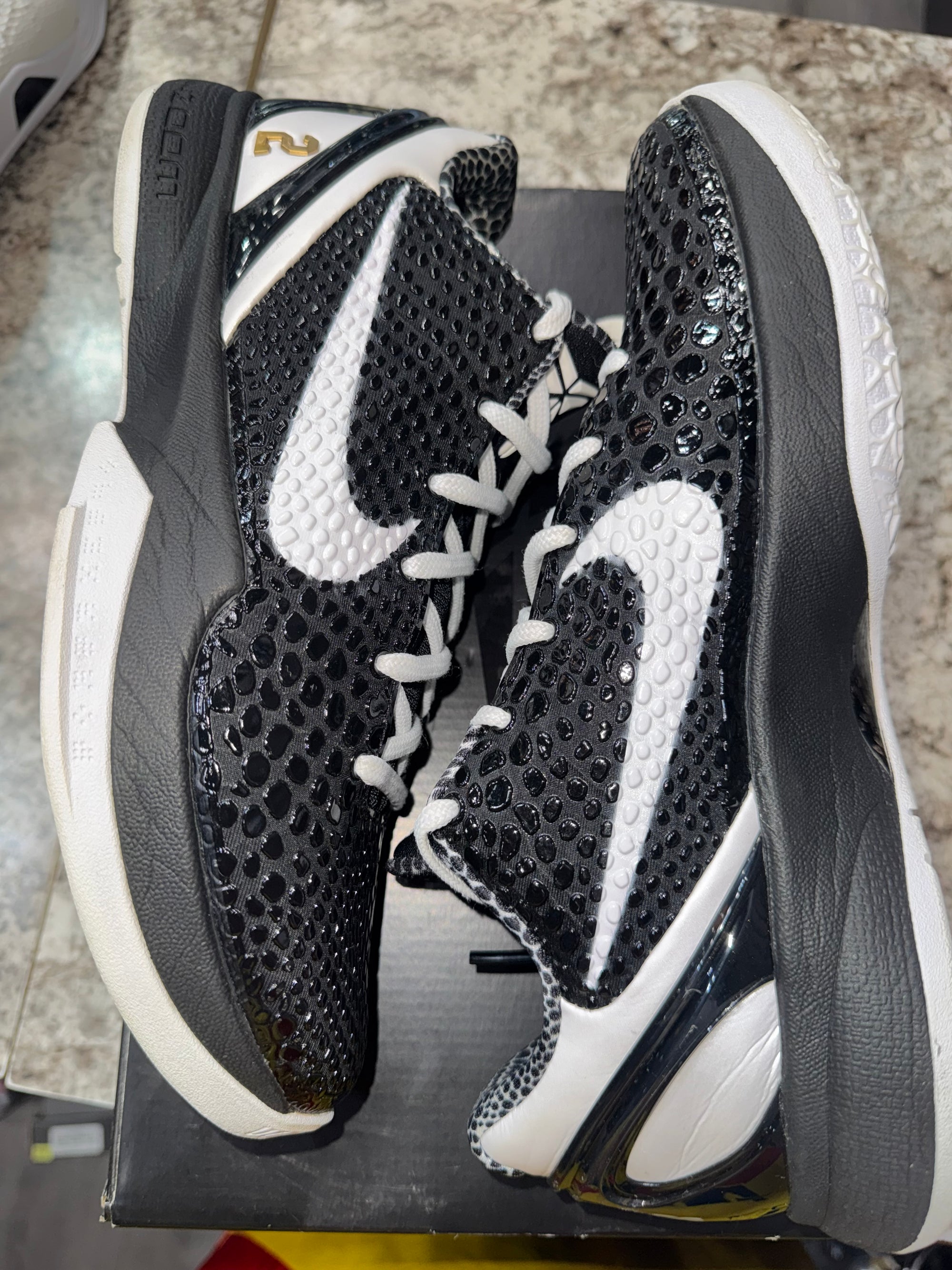 Nike Kobe 6 Protro Mambacita Sweet 16