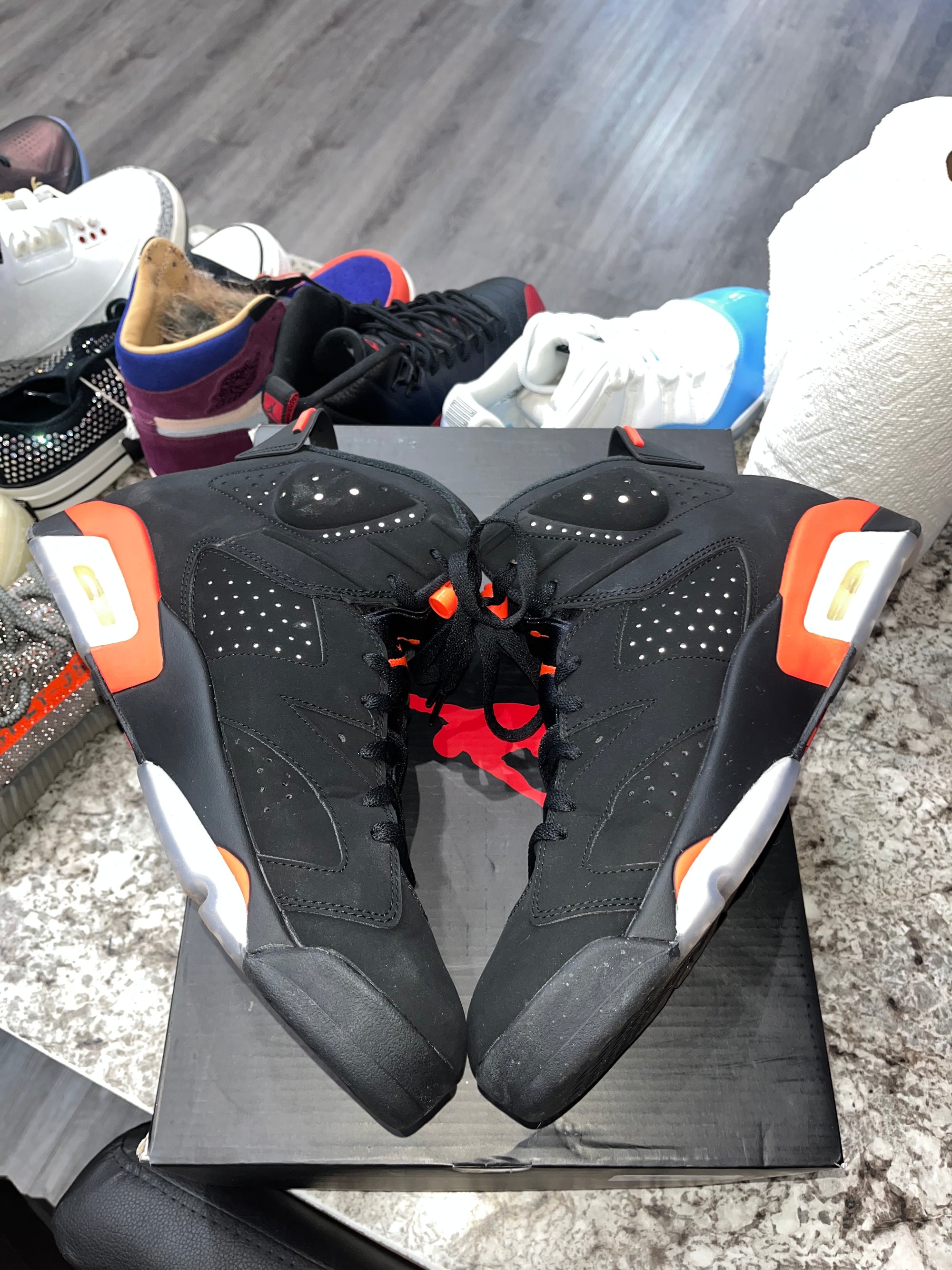 Jordan 6 Retro Black Infrared (2019)