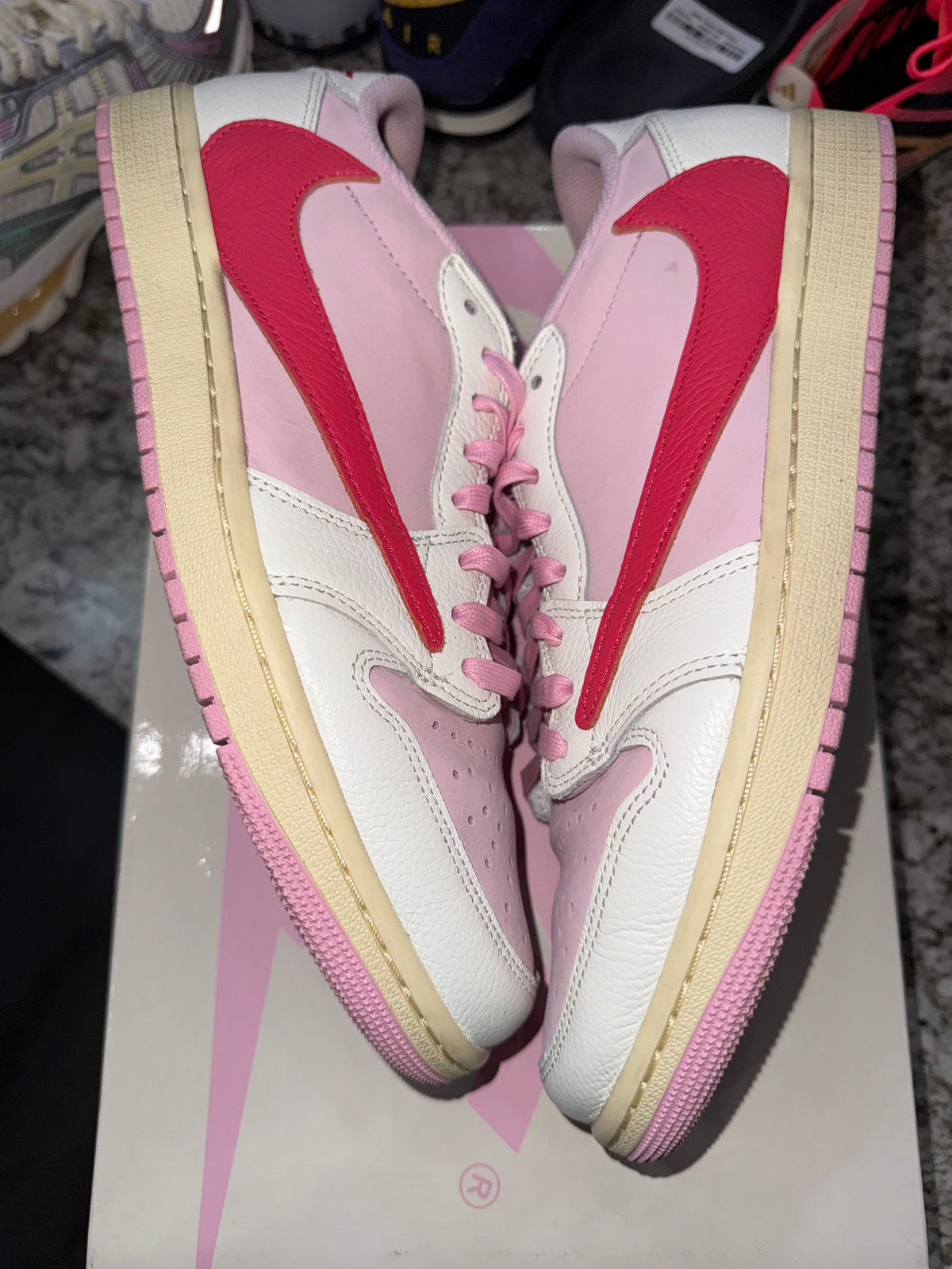 Jordan 1 Retro Low OG SP Travis Scott Sail Tropical Pink
