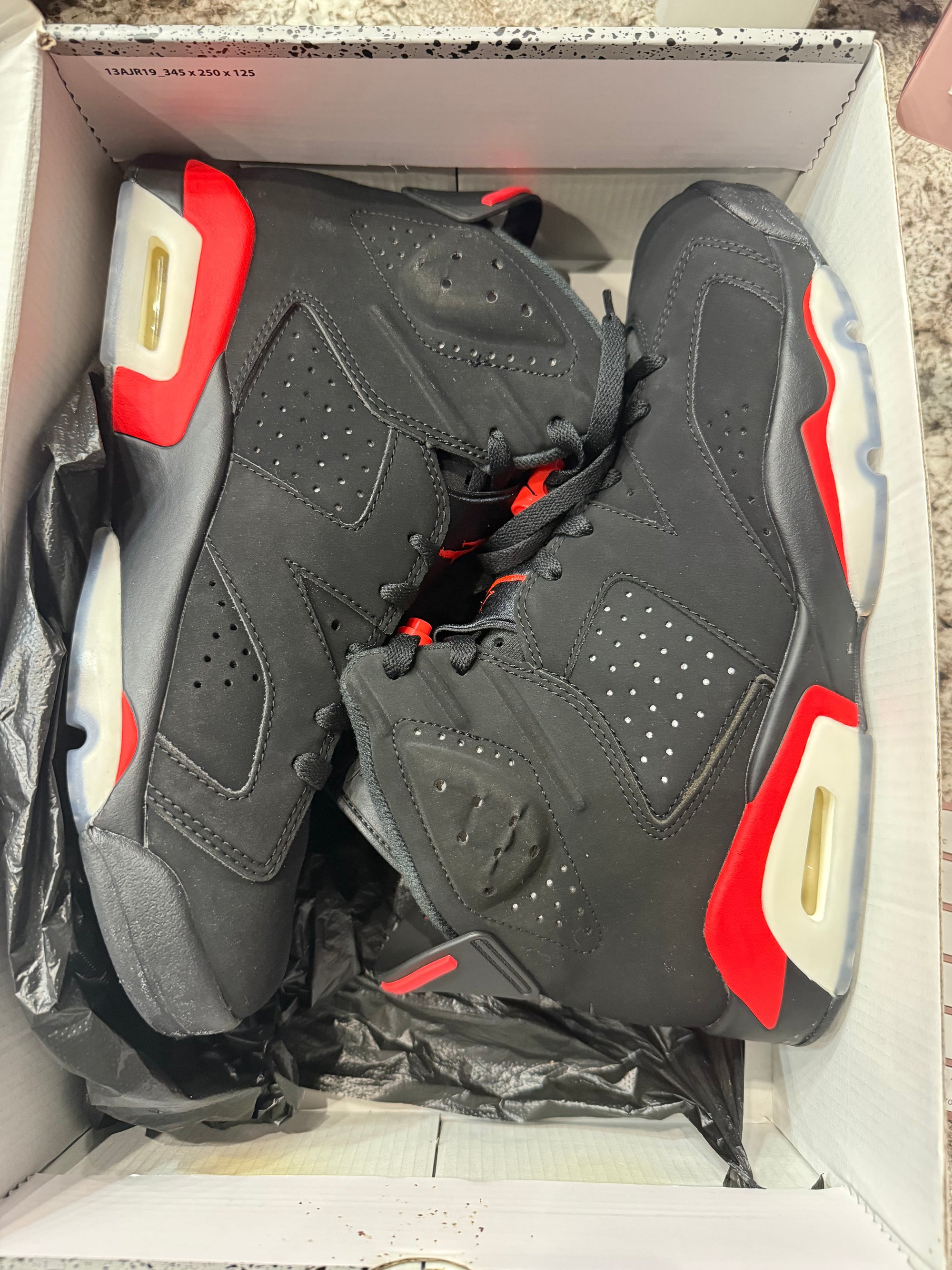 Jordan 6 Retro Black Infrared (2019)