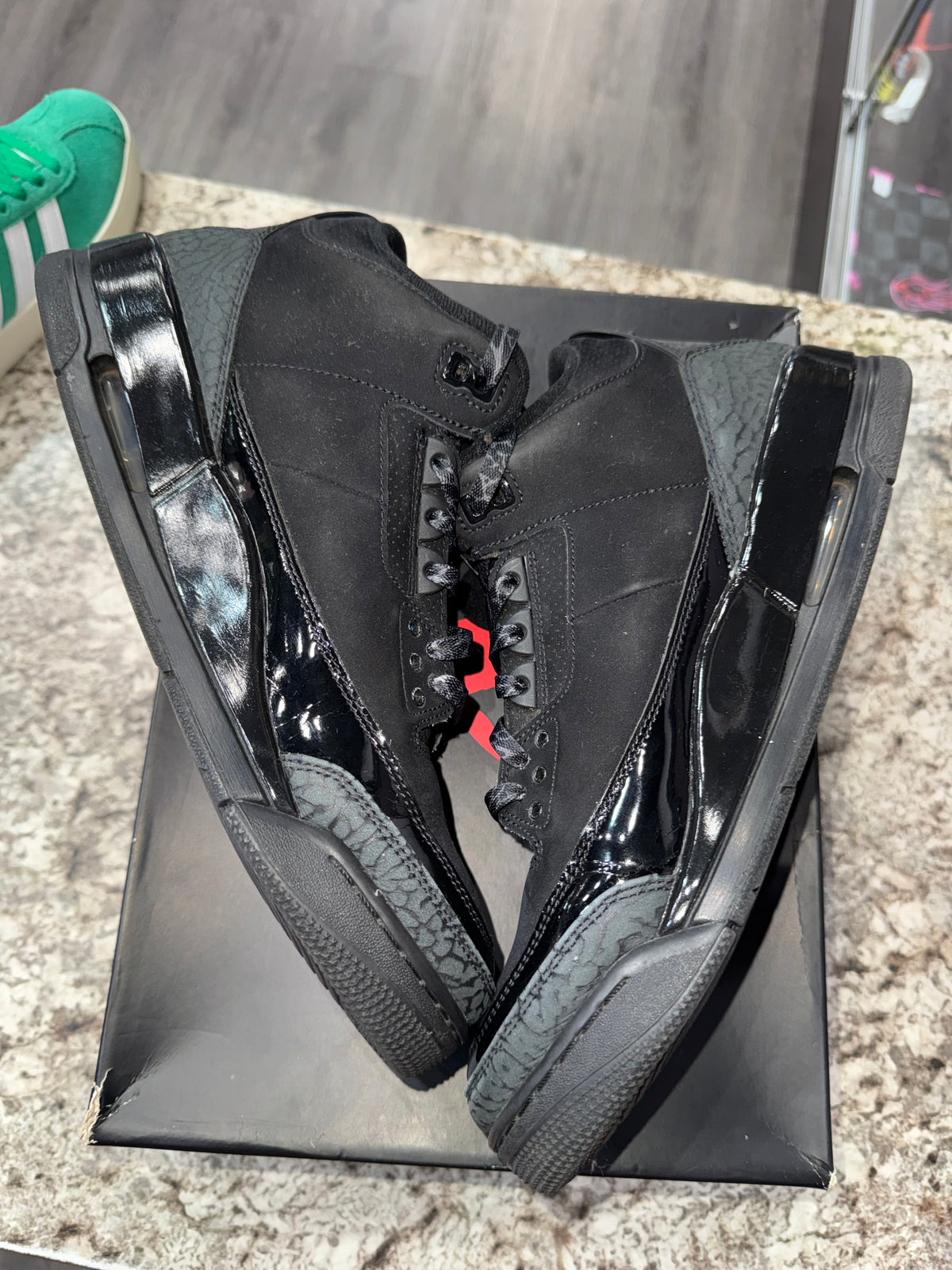 Jordan 3 Retro Black Cat (2025)