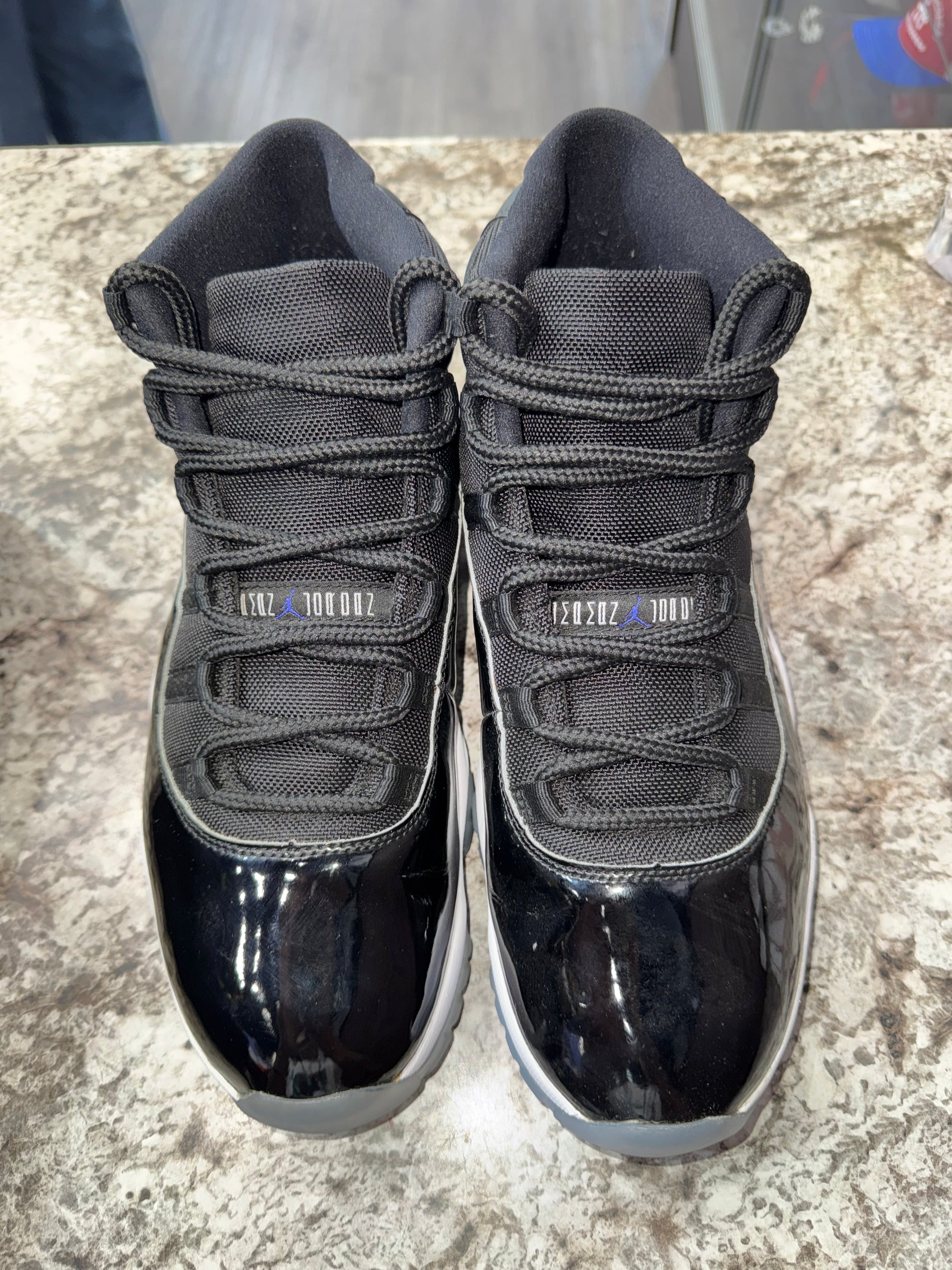 Jordan 11 Retro Space Jam (2016)
