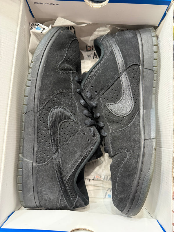 Nike Dunk Low SP Undefeated 5 On It Black