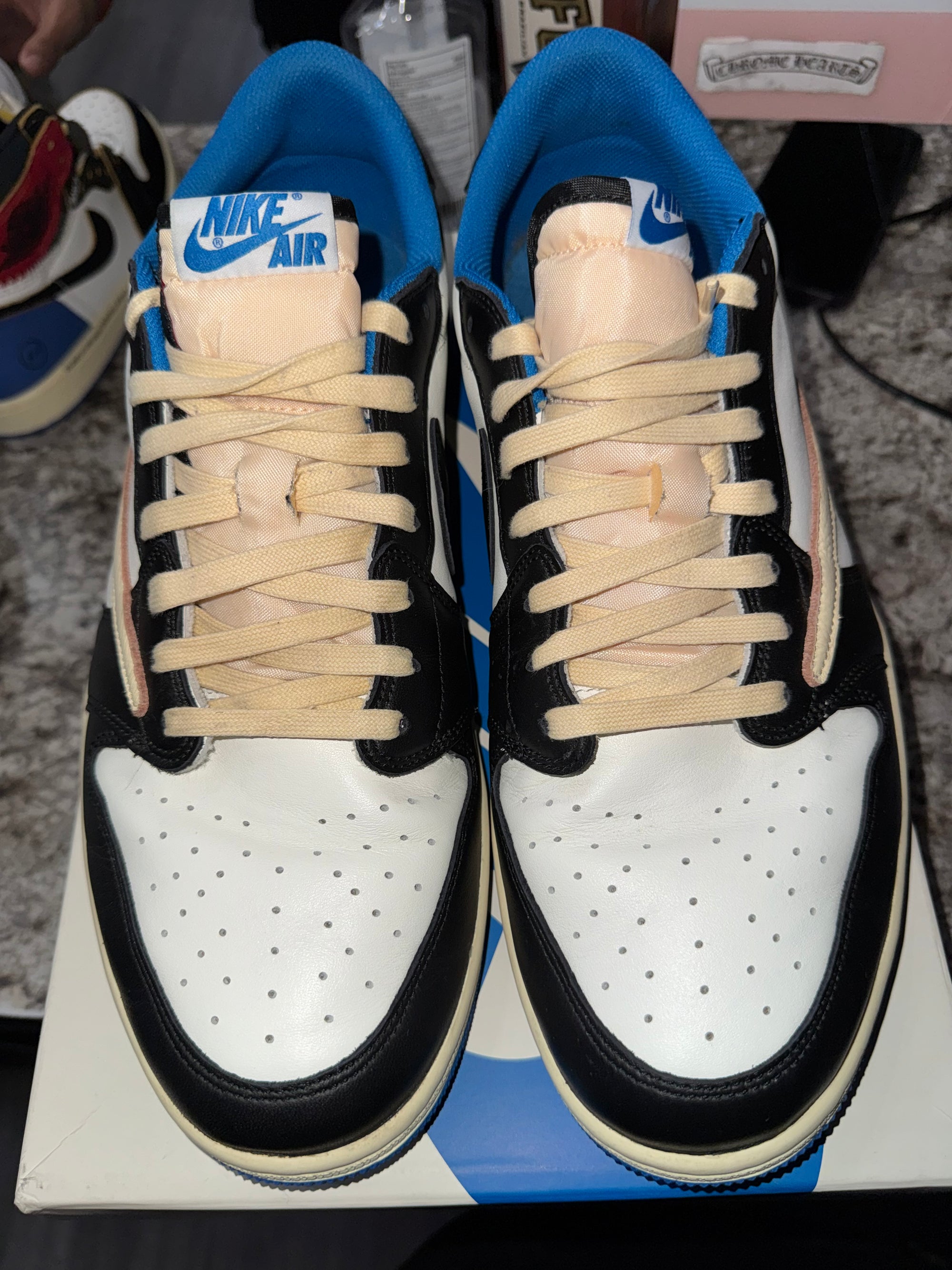 Jordan 1 Retro Low OG SP Fragment x Travis Scott